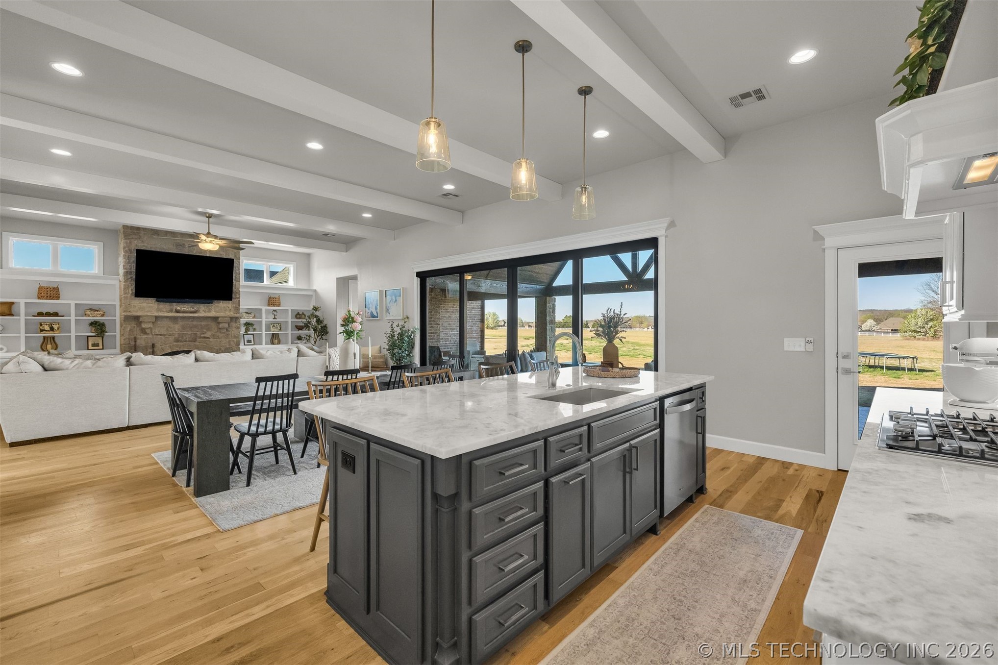 6738 S 309th East Avenue