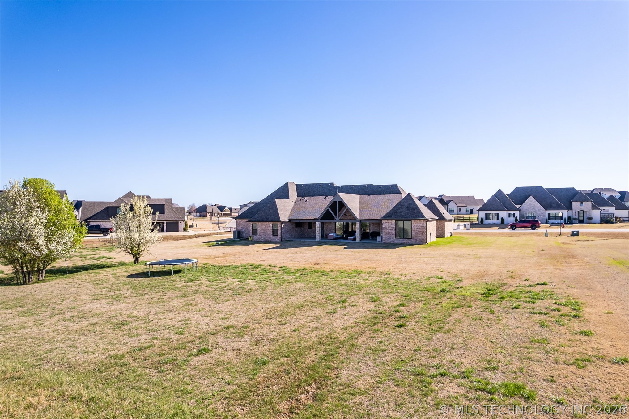 6738 S 309th East Avenue