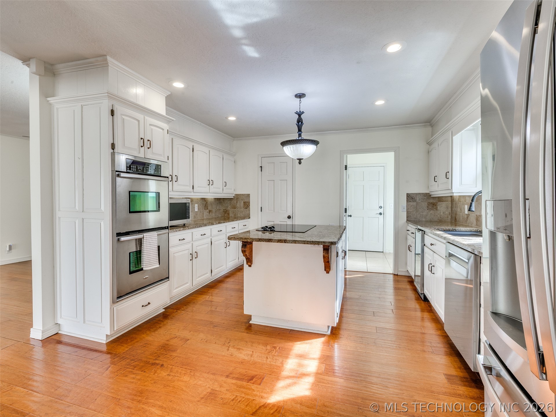 7545 E 65th Place