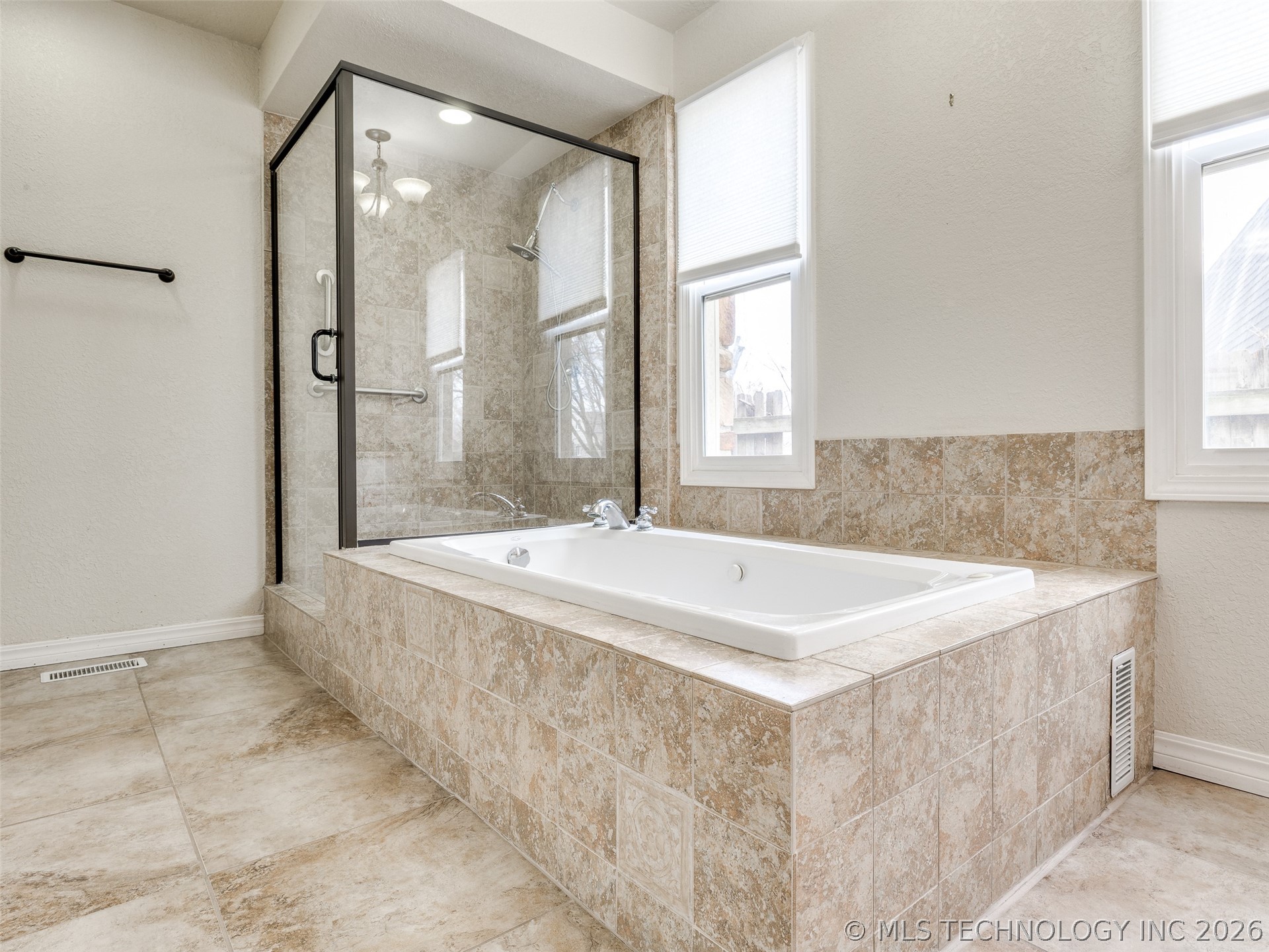 7545 E 65th Place