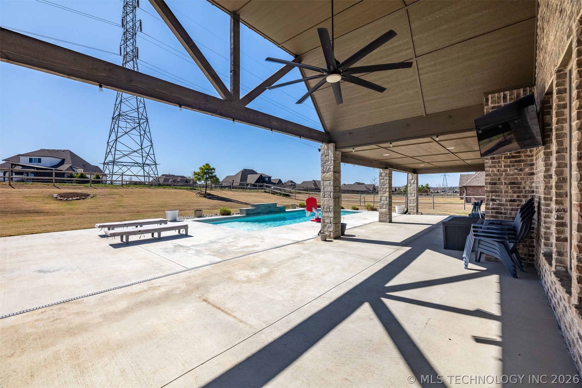 7106 E 89th Street North