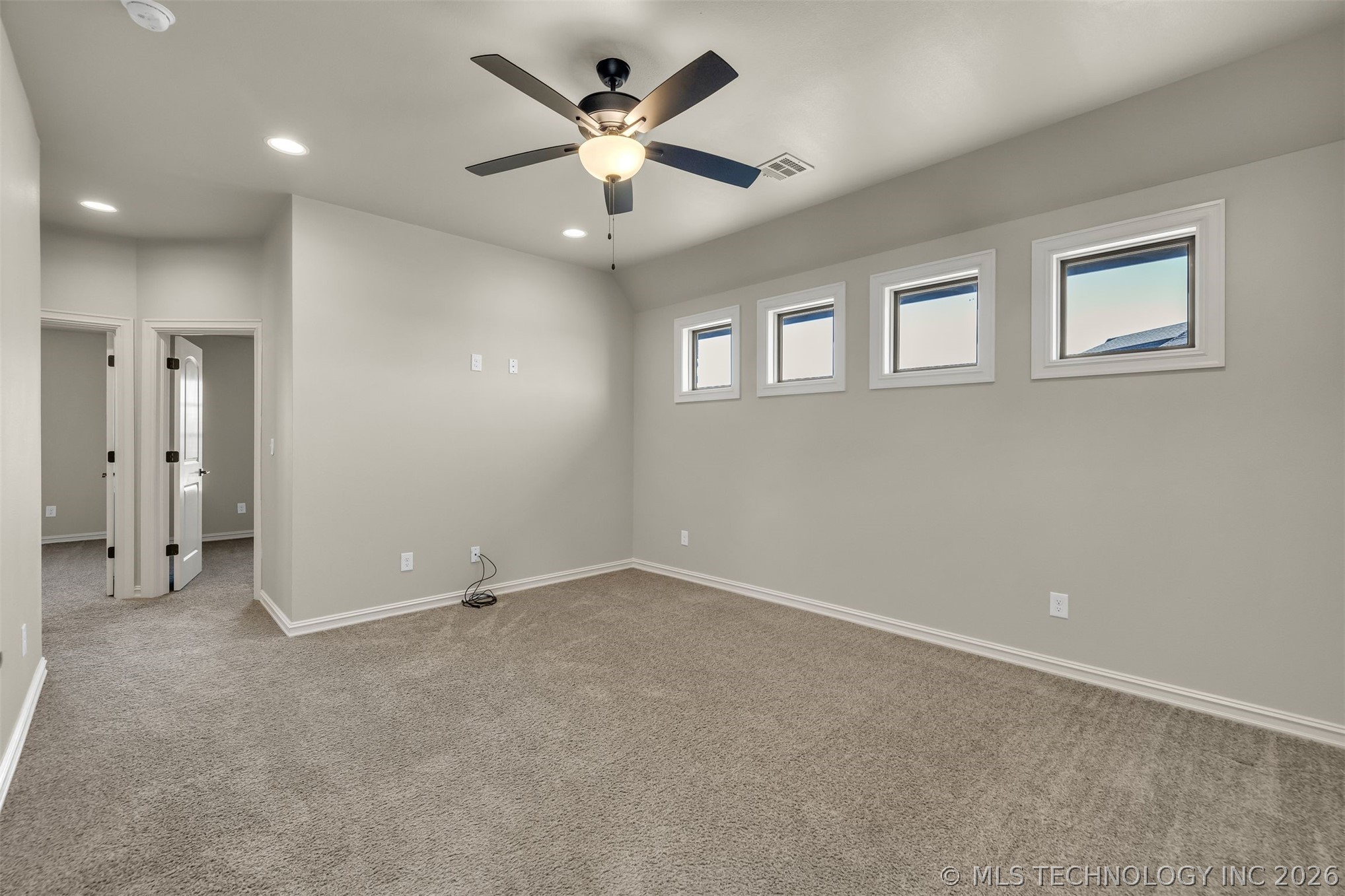 7106 E 89th Street North