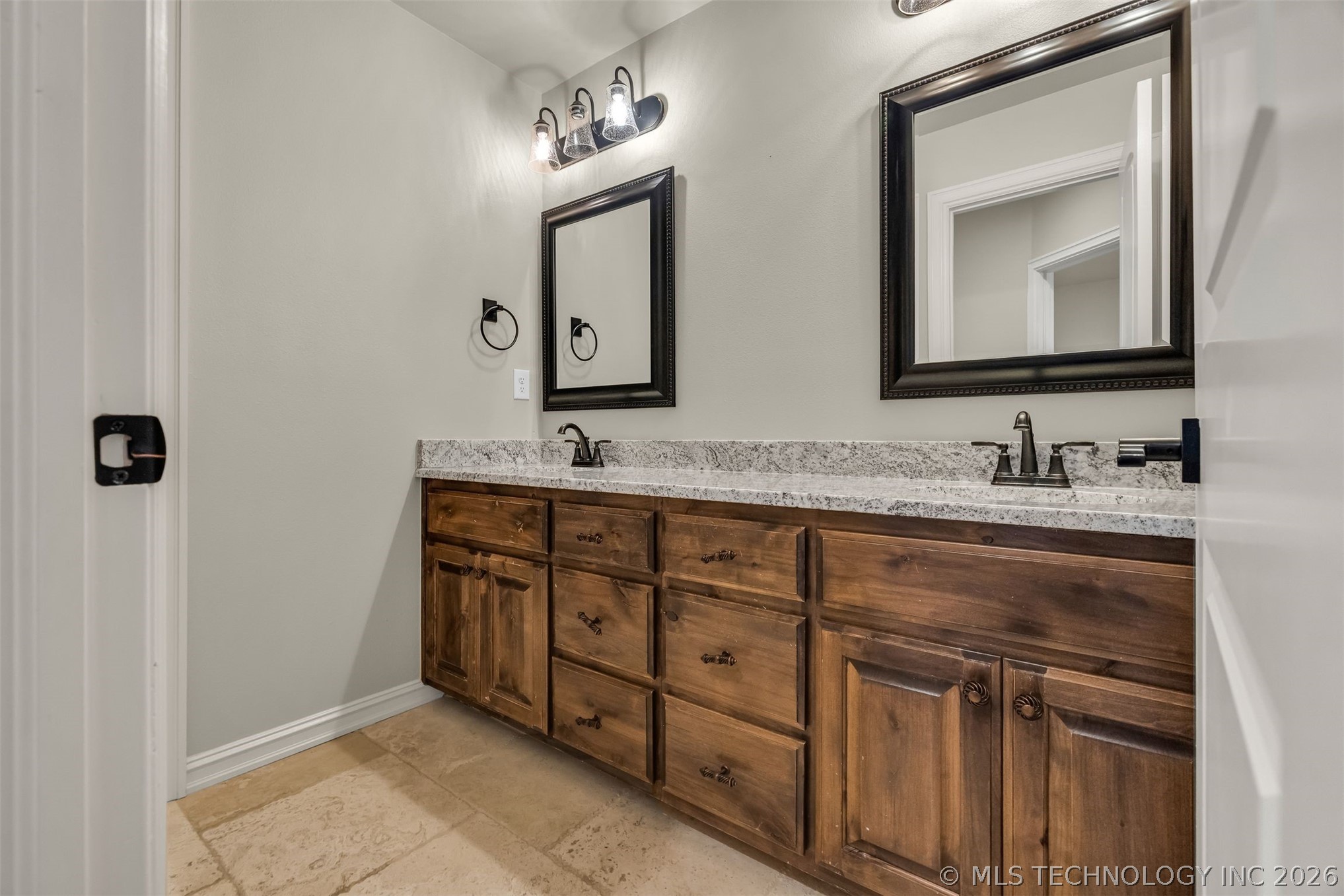 7106 E 89th Street North