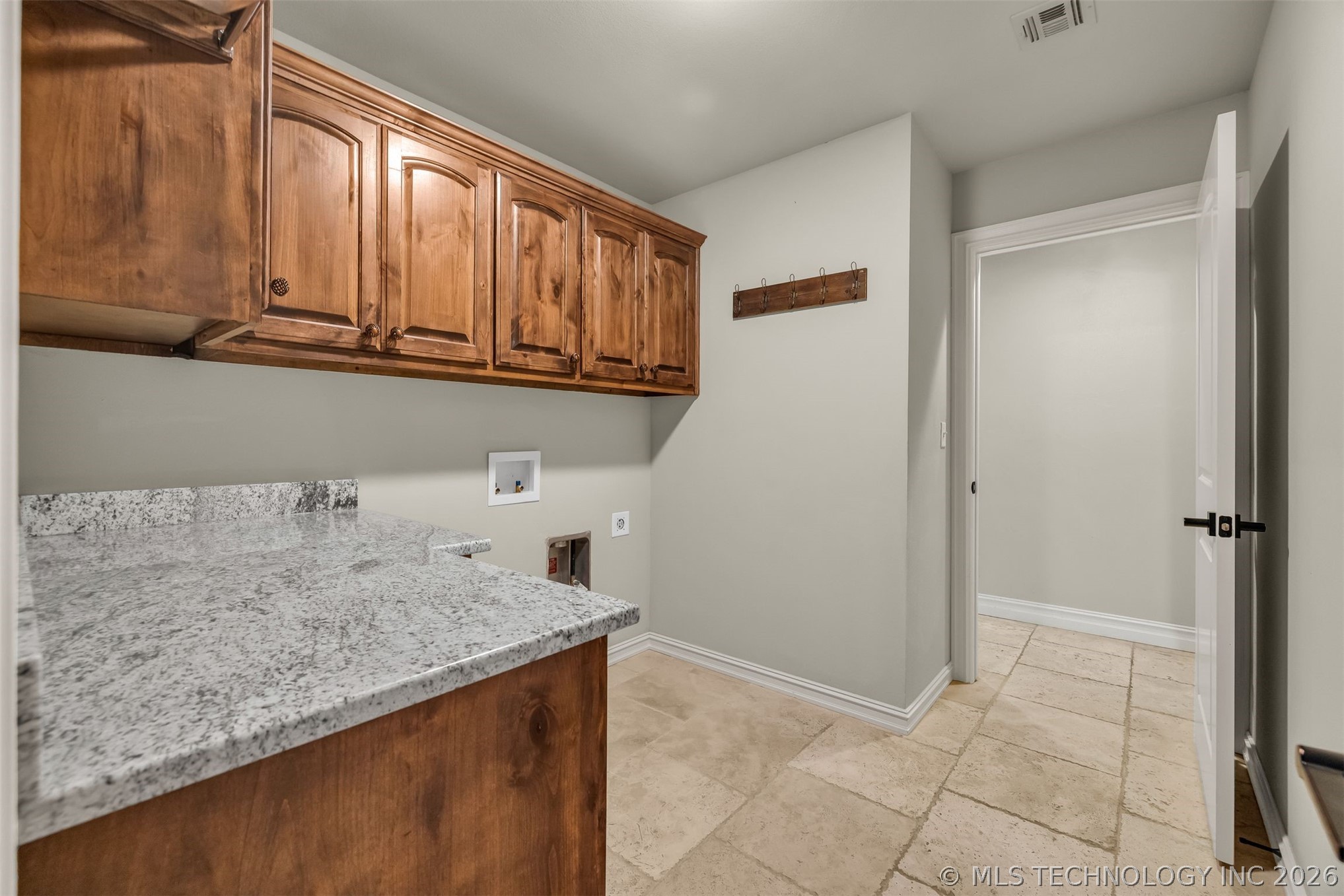 7106 E 89th Street North