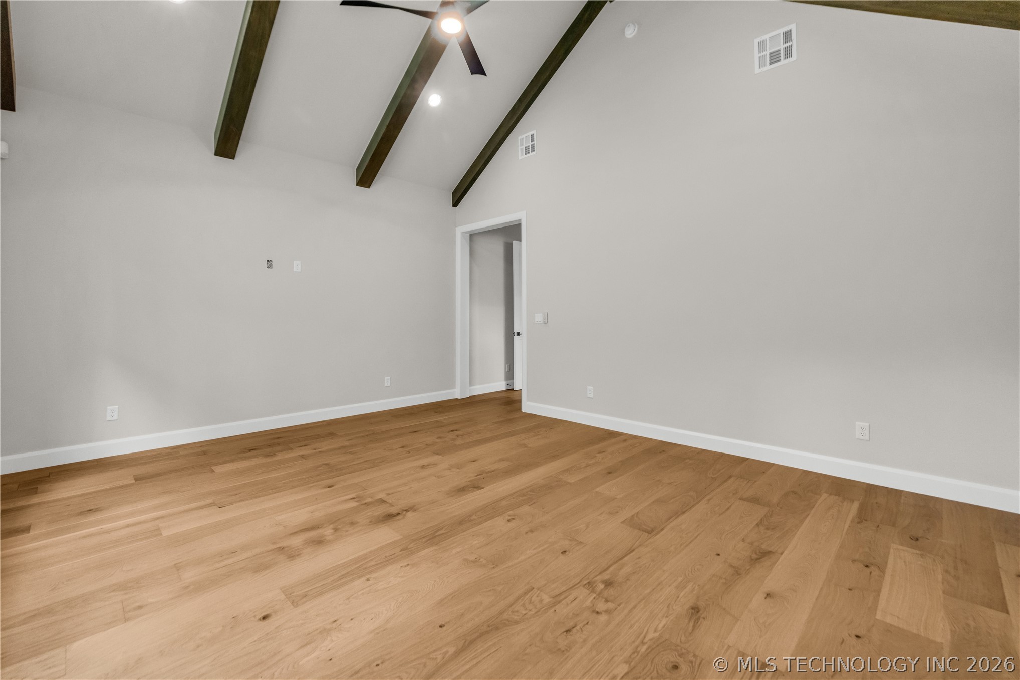 6037 E 119th Place