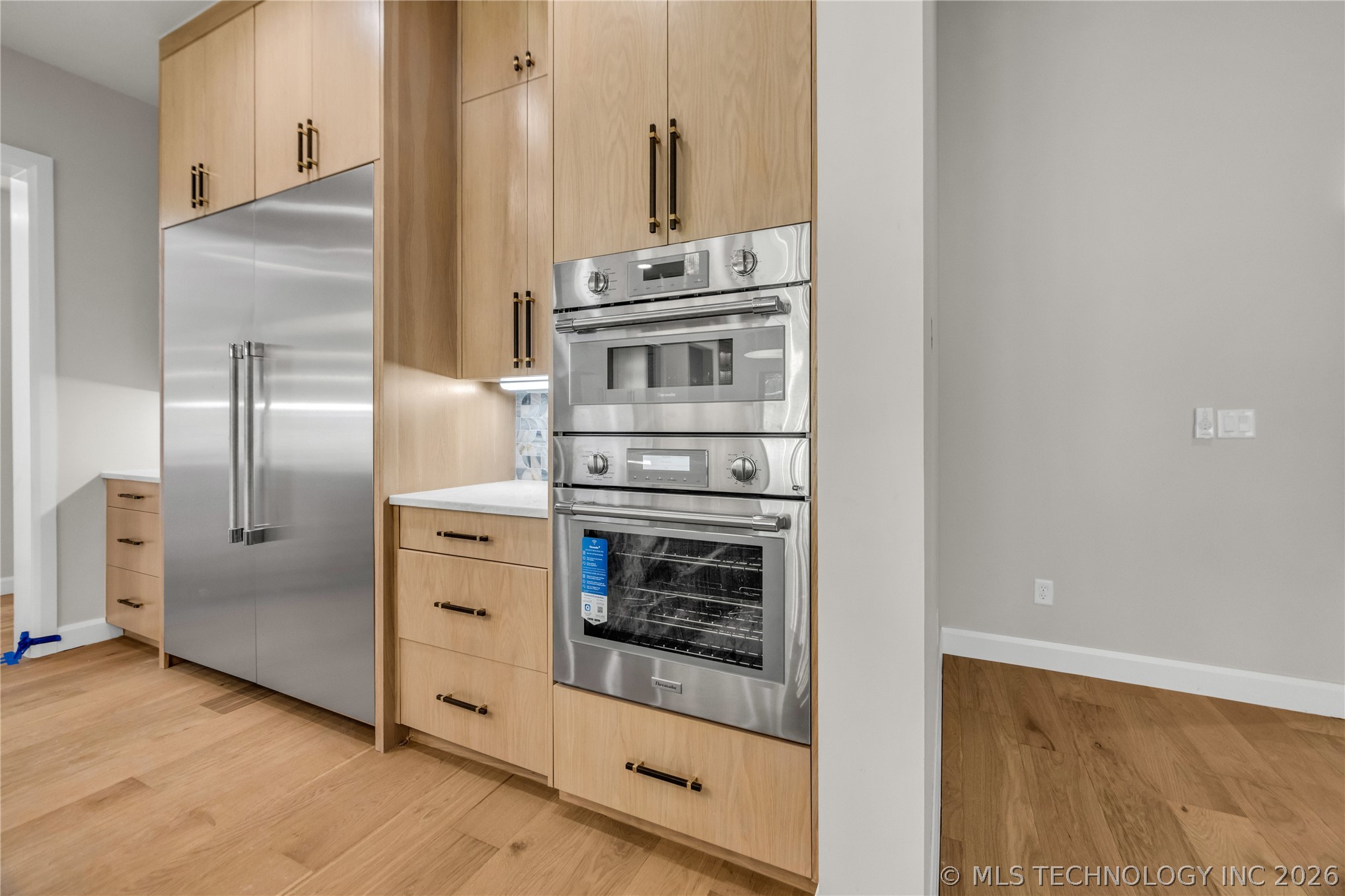 6037 E 119th Place