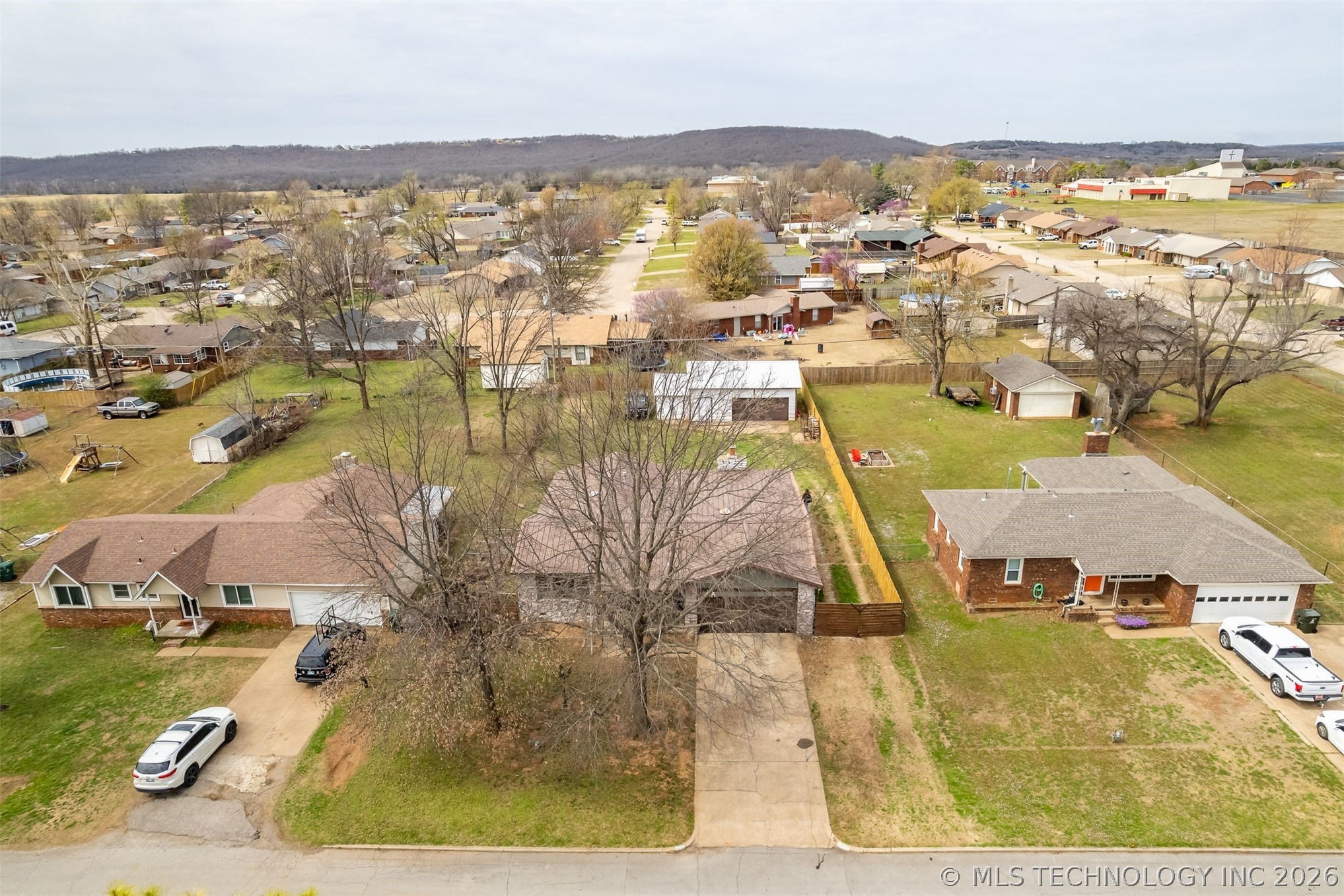 4604 Maple Drive