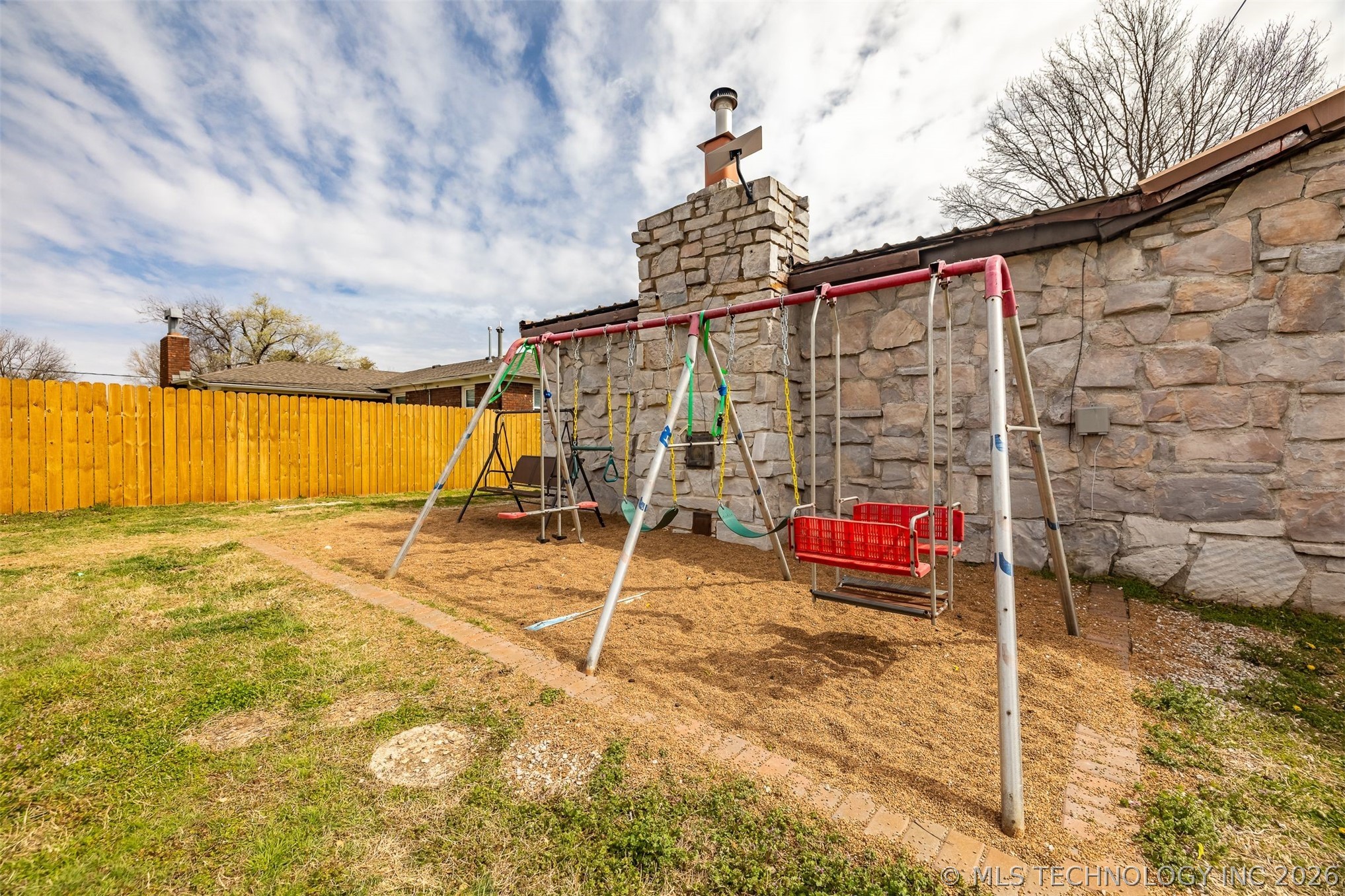 4604 Maple Drive