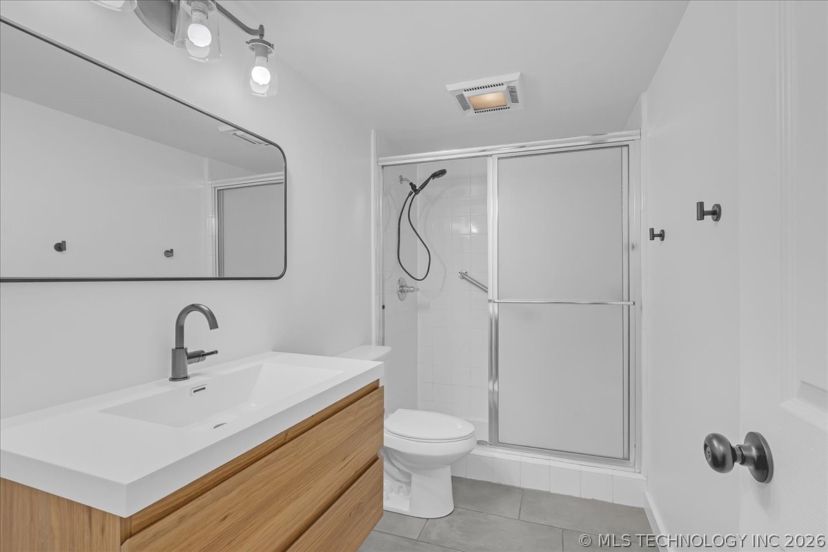 15915 E 131st Street S 1 & 3