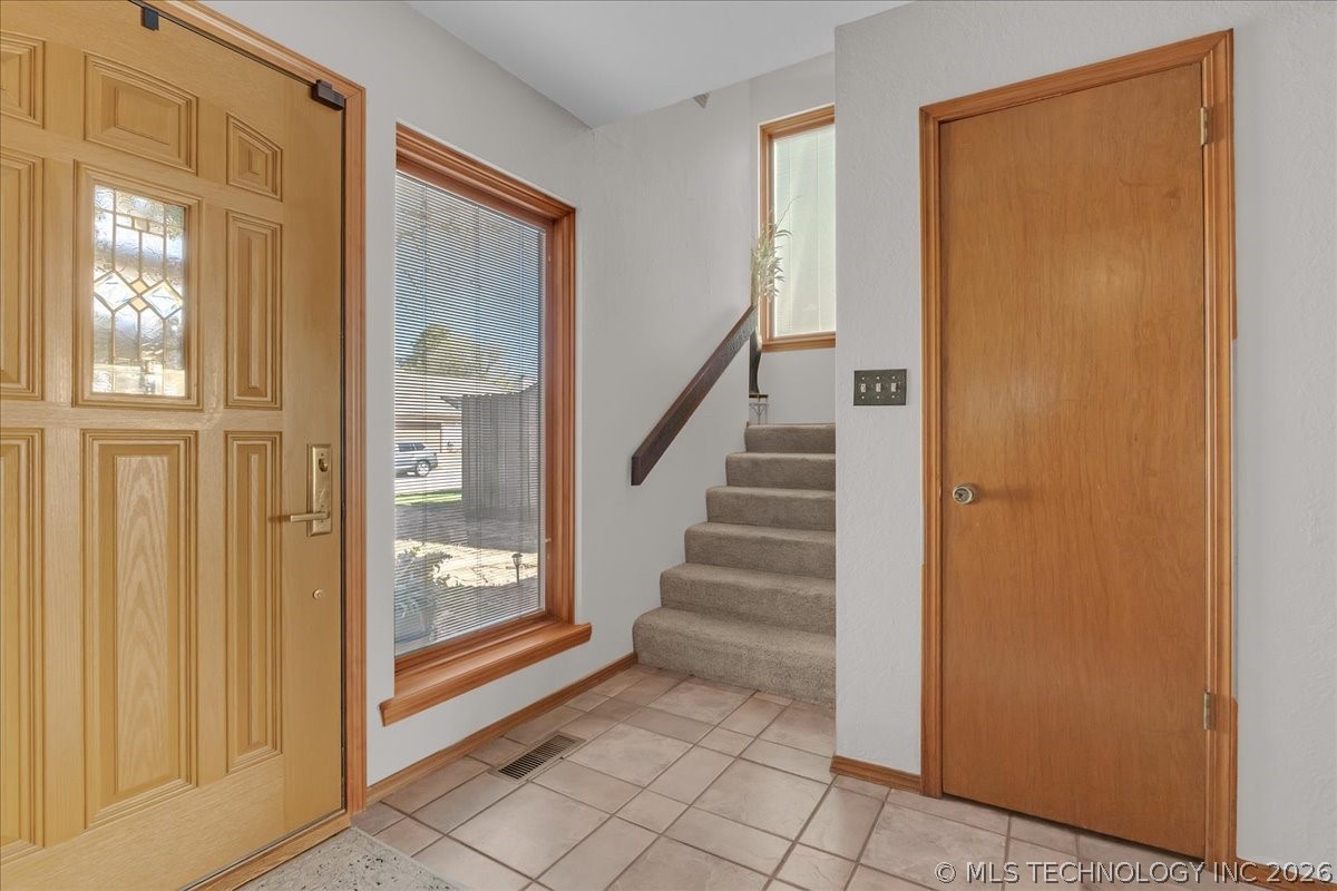 6106 E 93rd Street