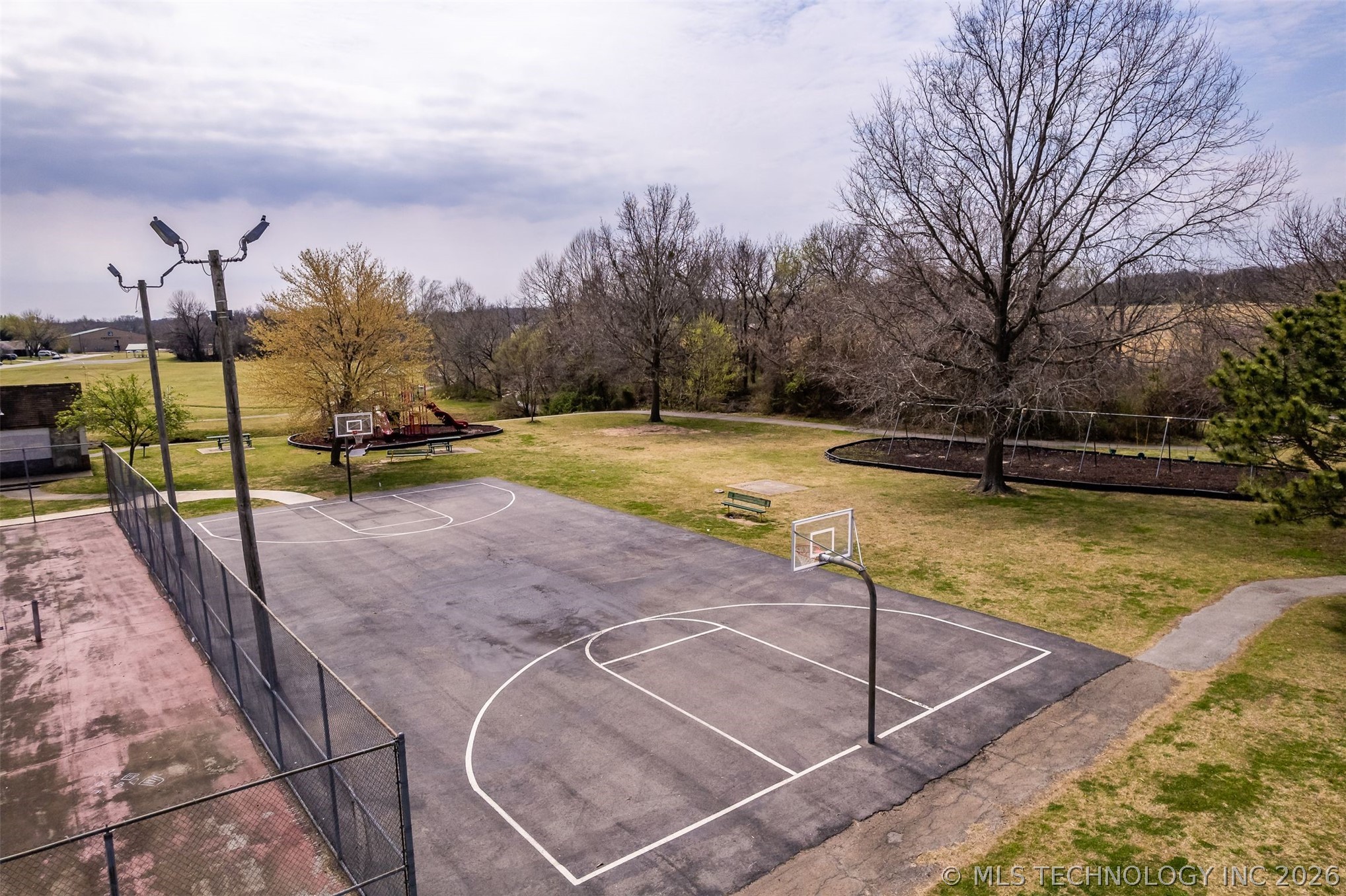 13827 S 283rd East Avenue