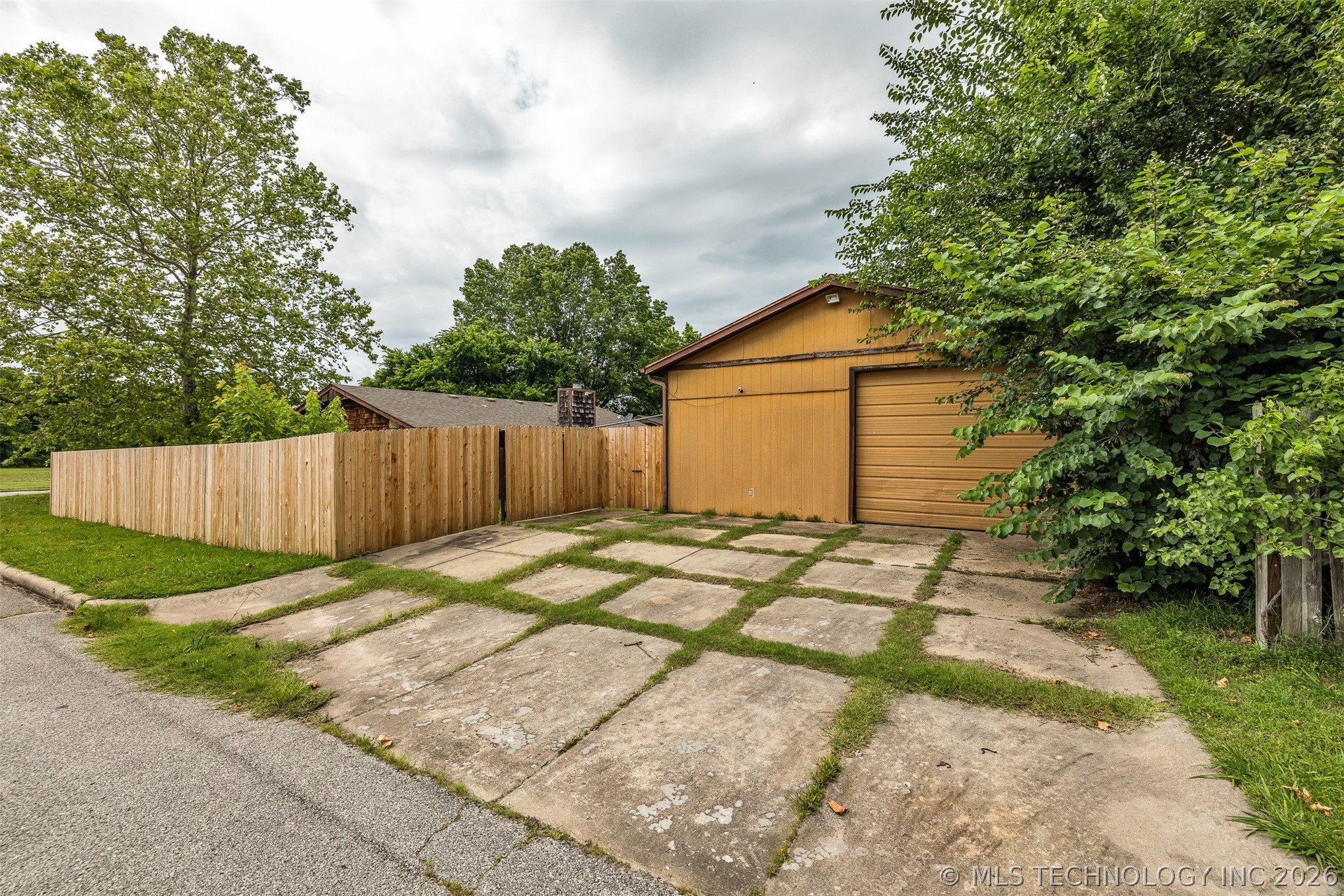 13827 S 283rd East Avenue