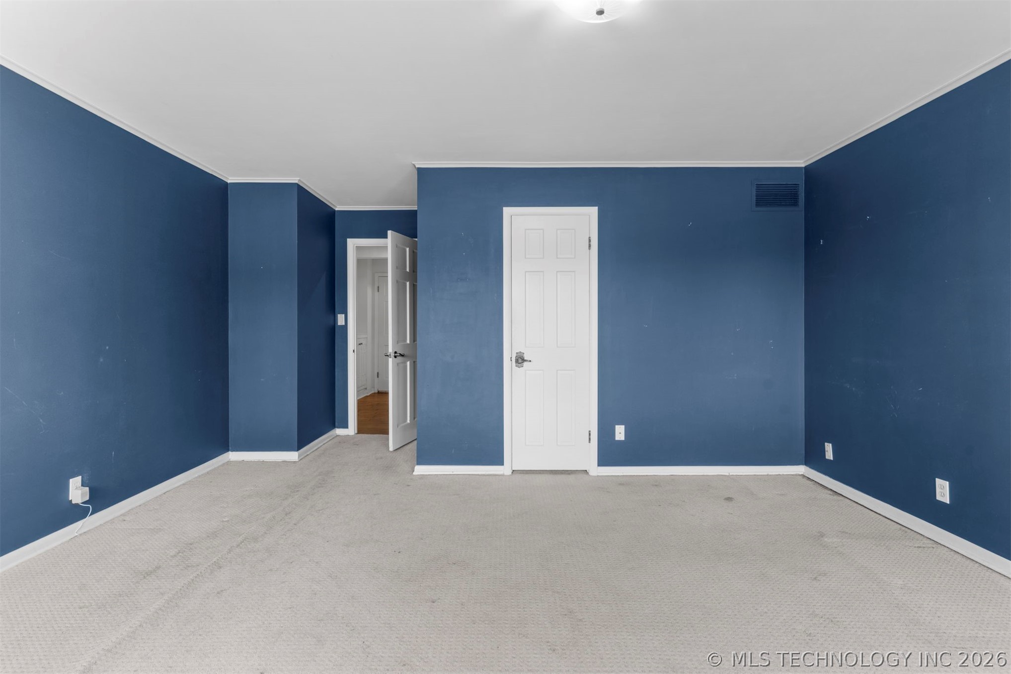 3811 E 74th Street