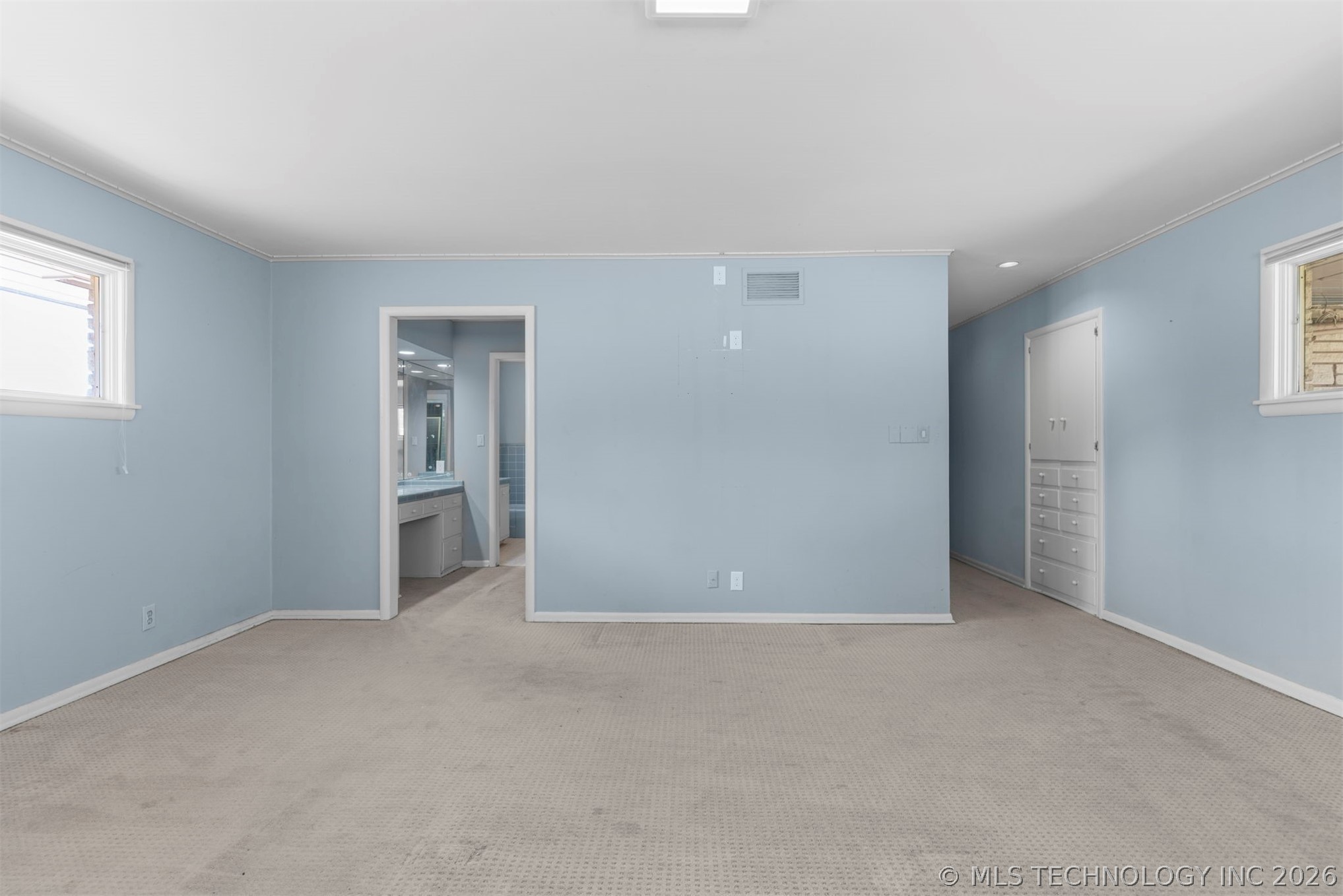 3811 E 74th Street