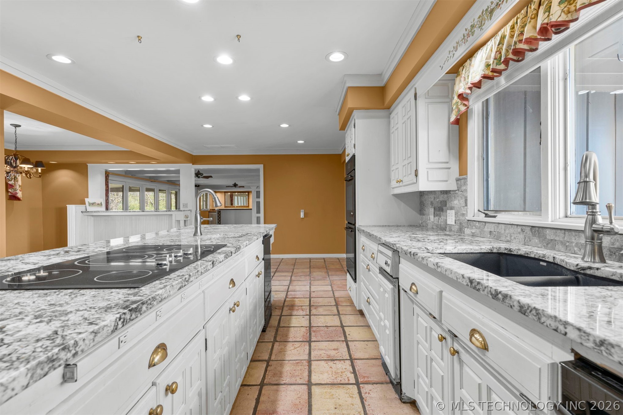 3811 E 74th Street