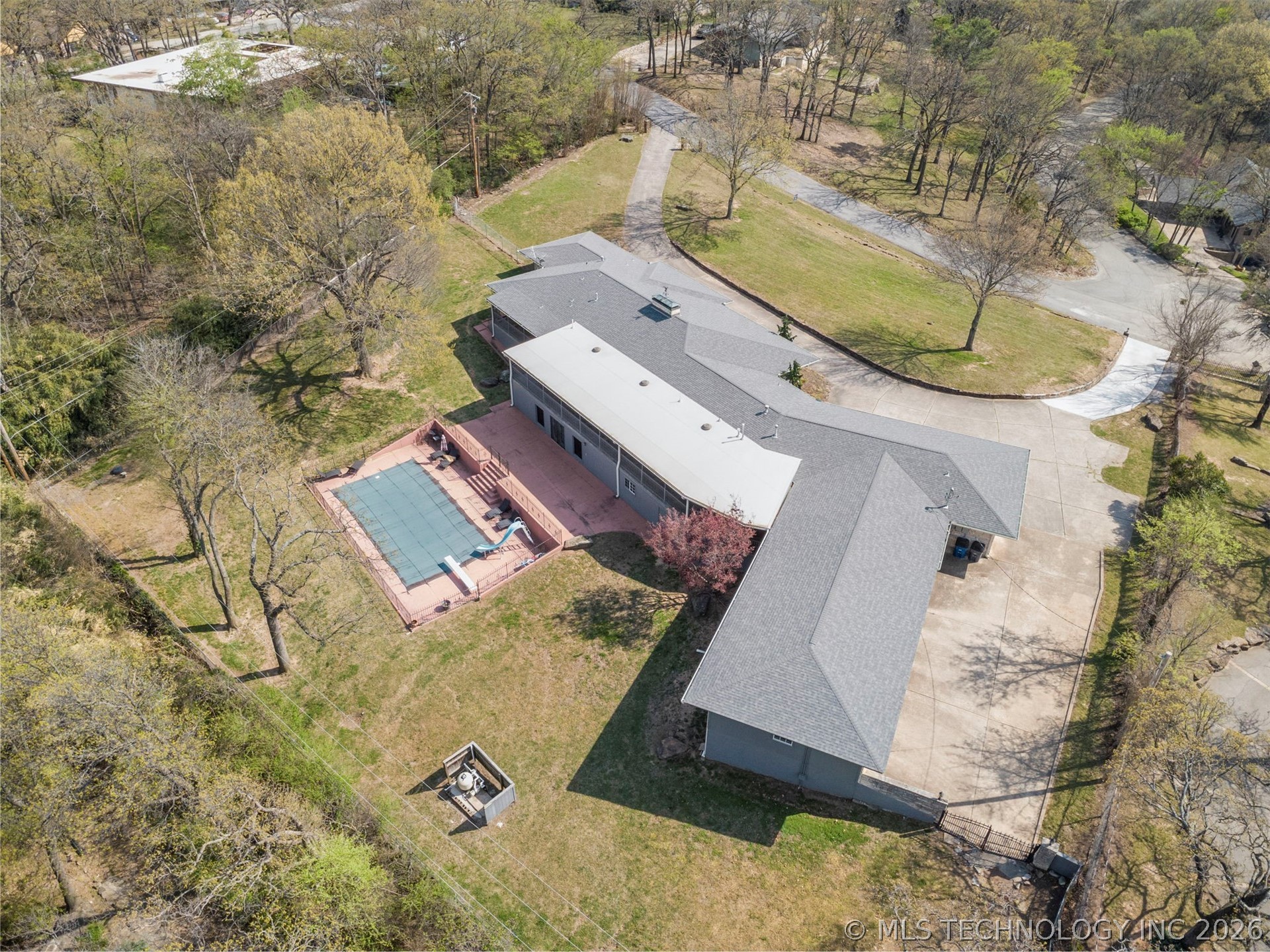 3811 E 74th Street