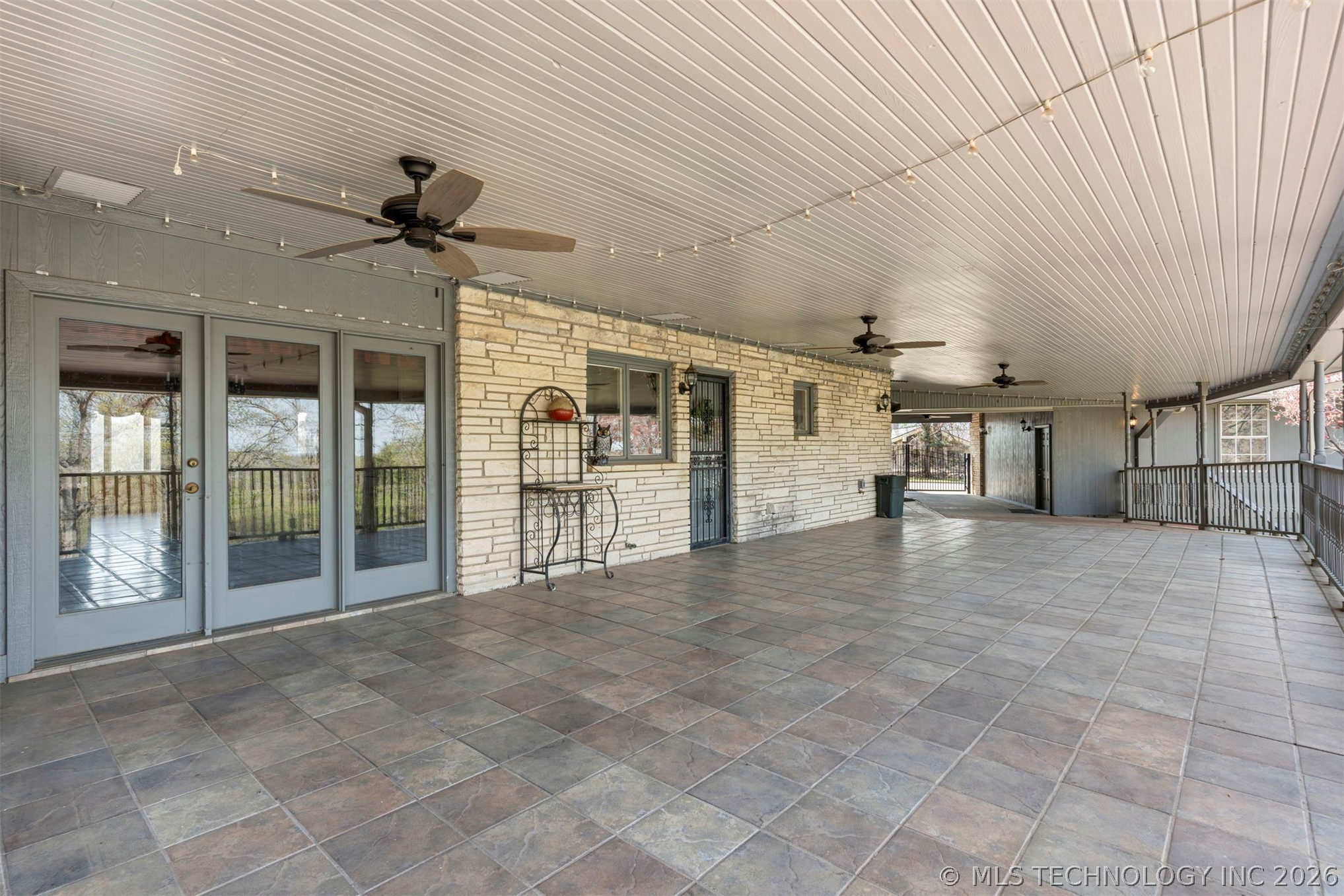 3811 E 74th Street
