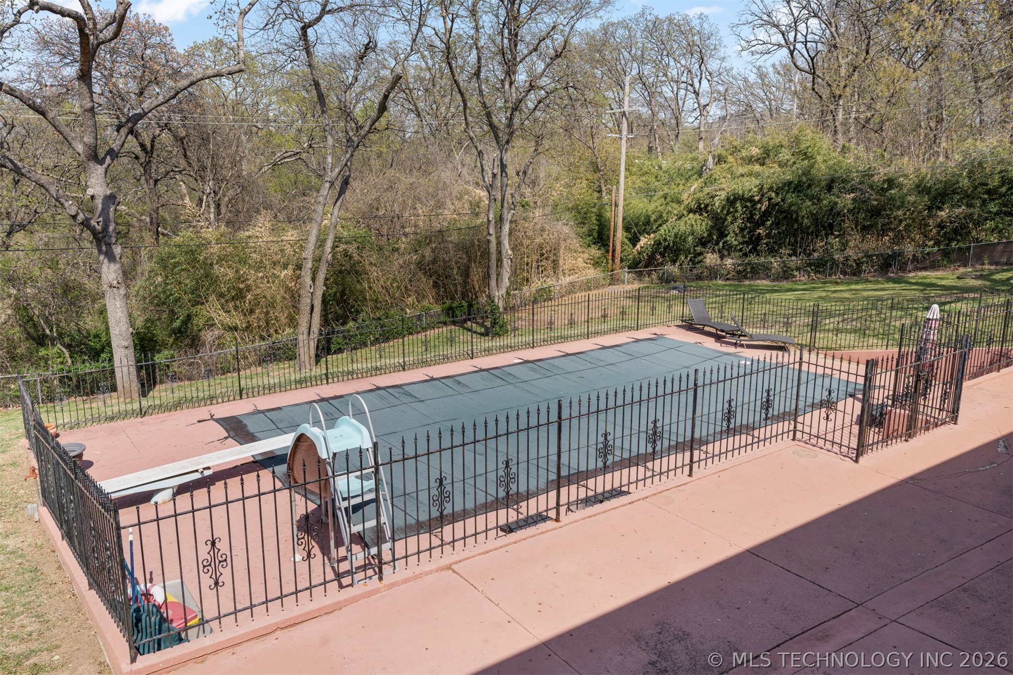 3811 E 74th Street