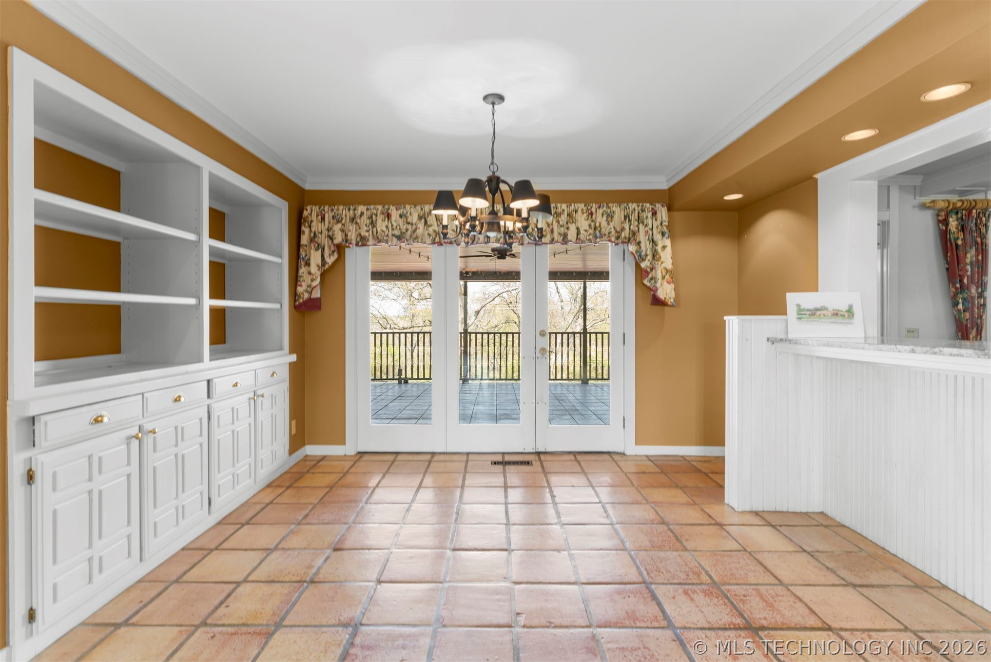 3811 E 74th Street