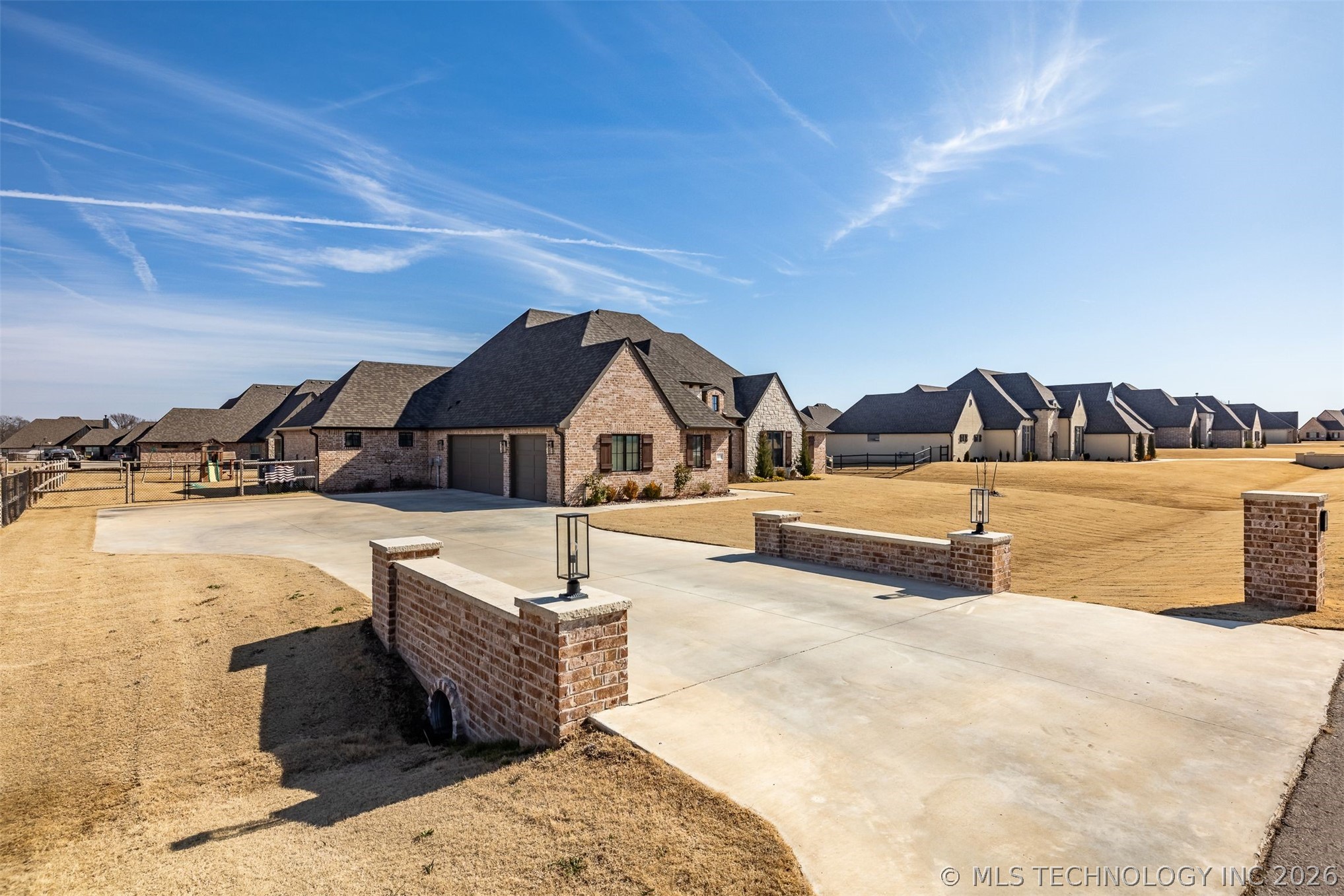 11391 S 213th East Avenue