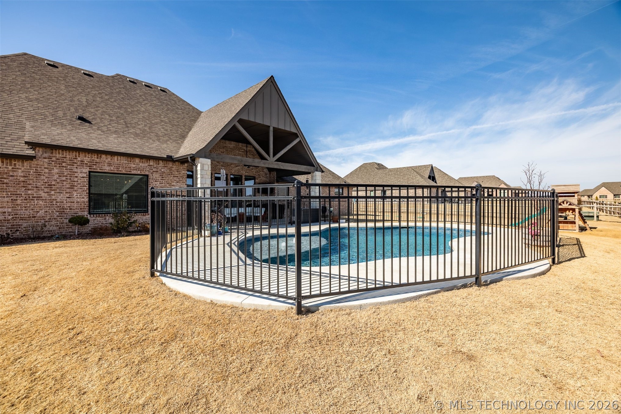 11391 S 213th East Avenue