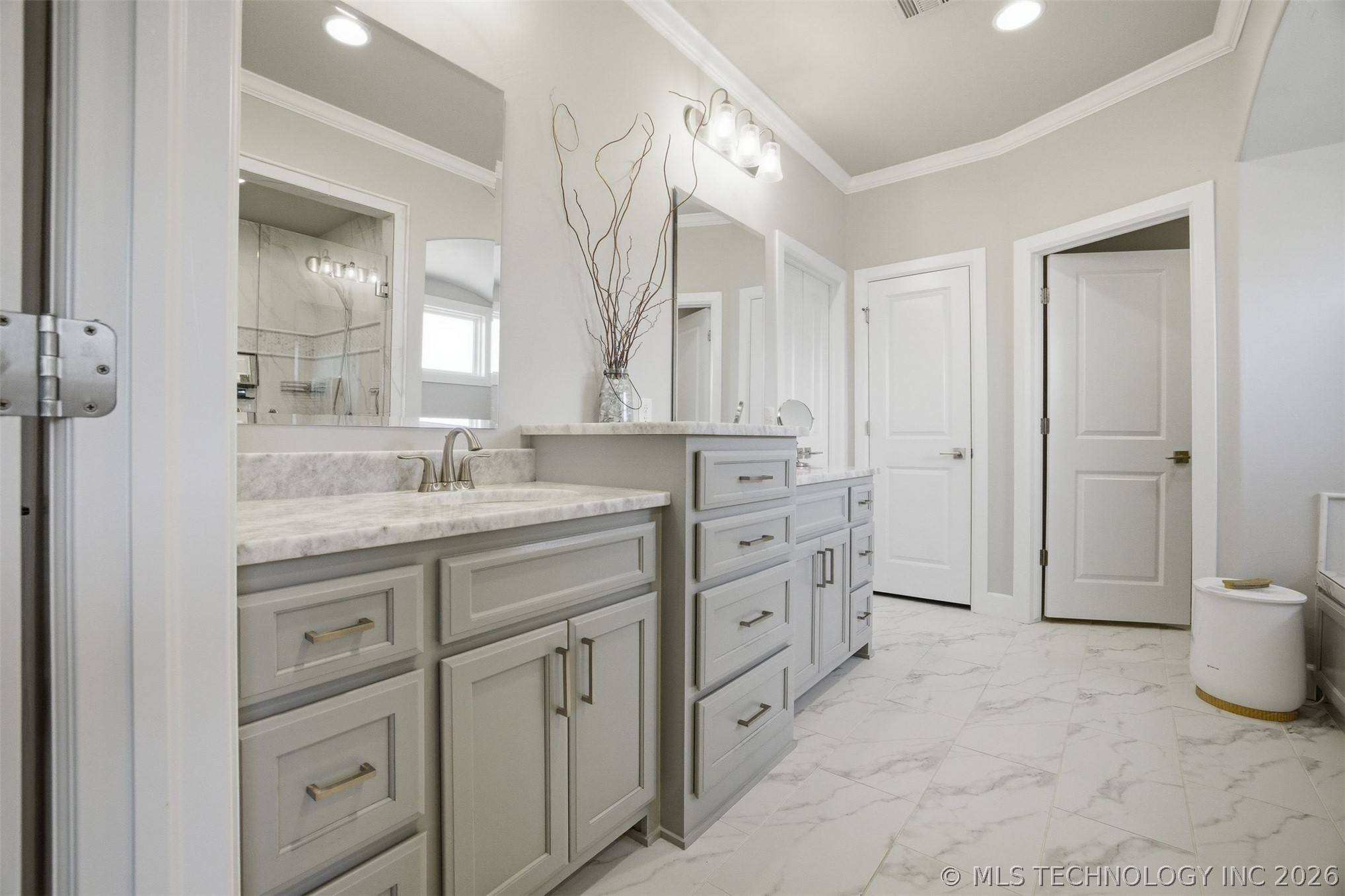 11391 S 213th East Avenue