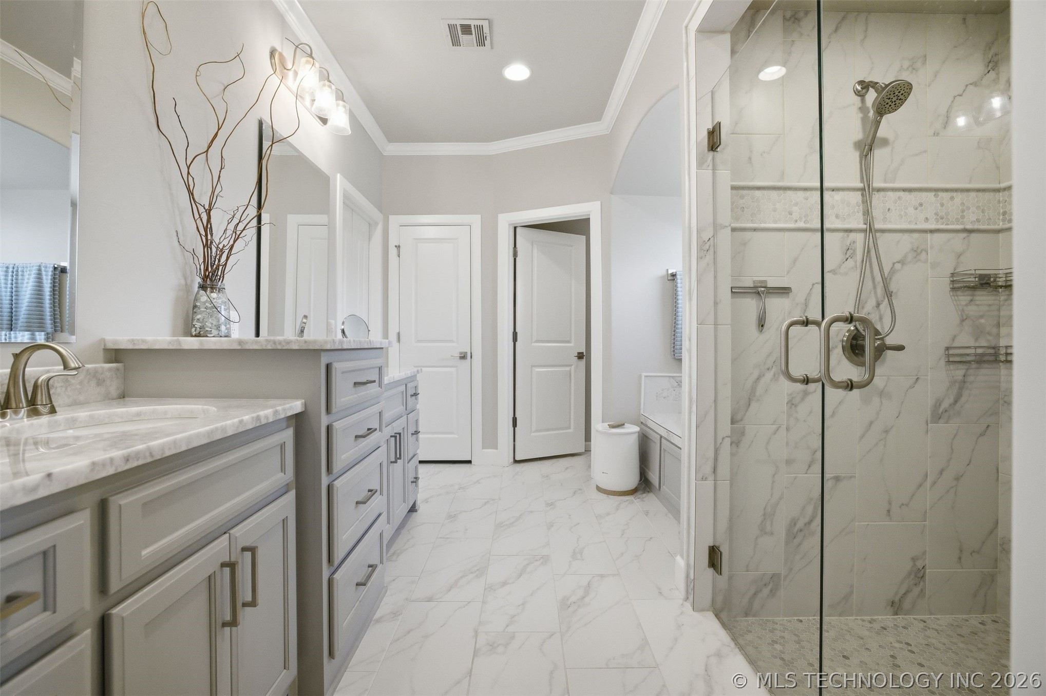 11391 S 213th East Avenue