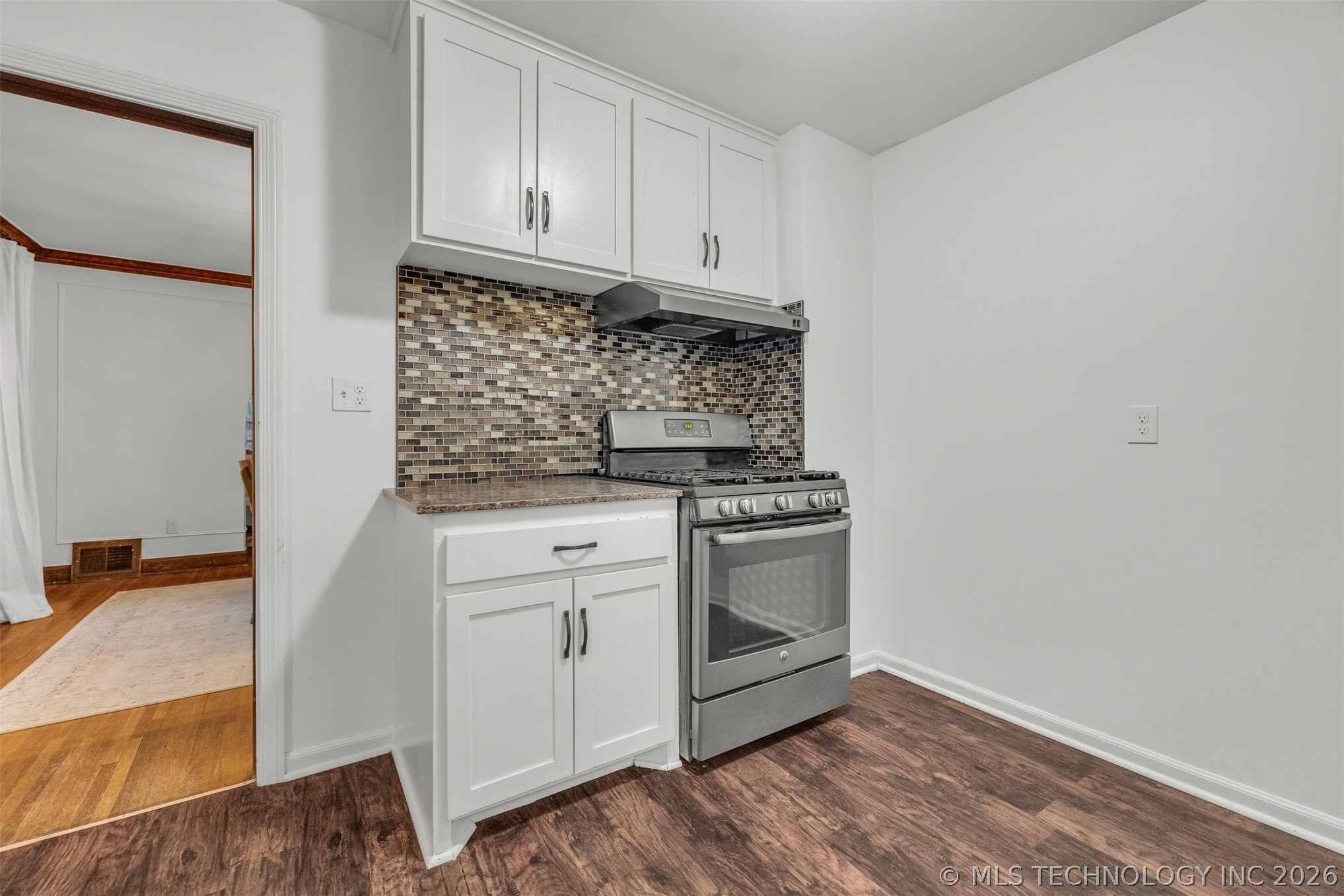 1640 S Evanston Avenue