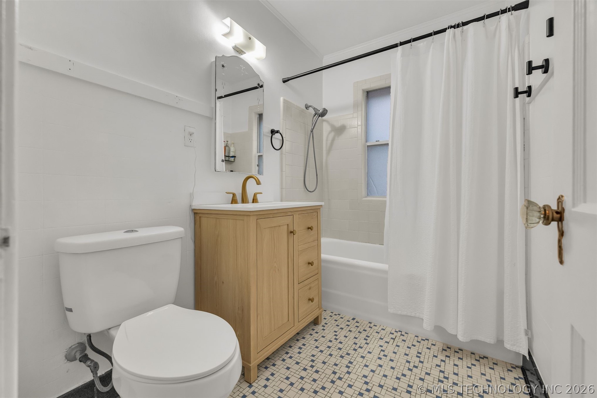 1640 S Evanston Avenue