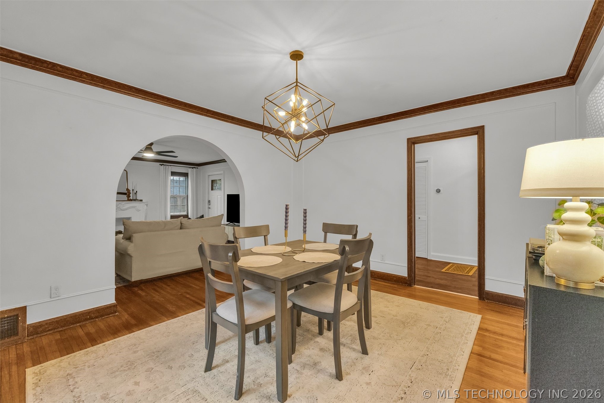 1640 S Evanston Avenue