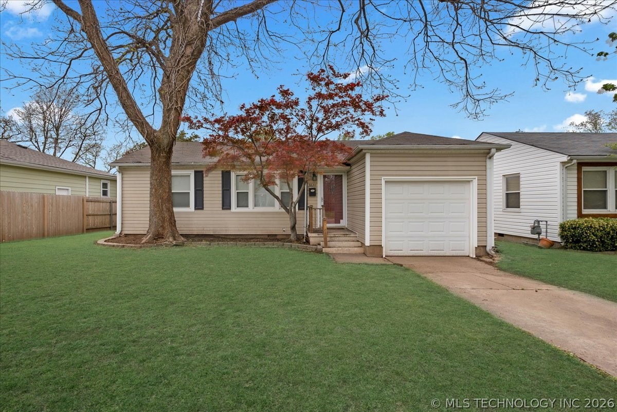 3820 S Detroit Avenue