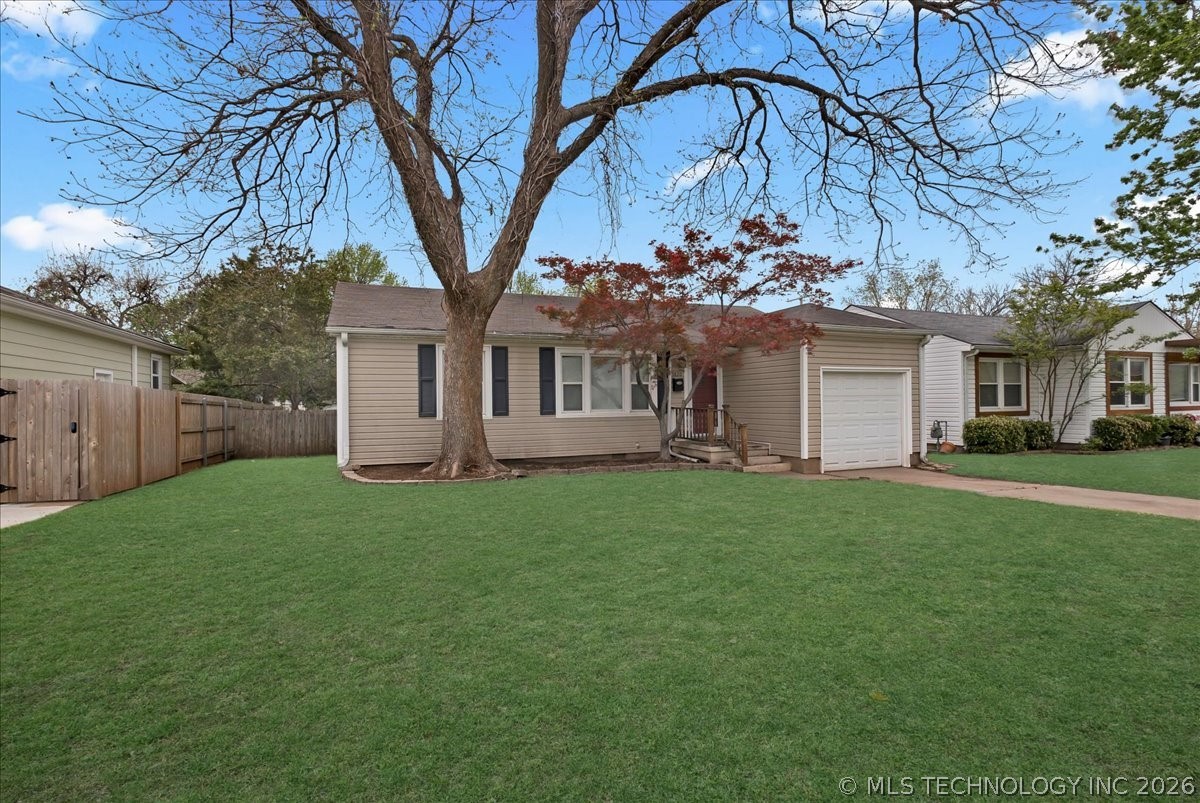 3820 S Detroit Avenue