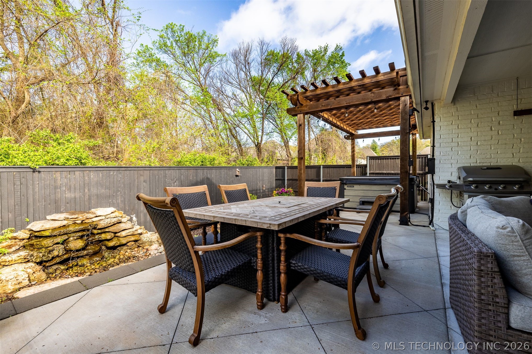 11940 S 68th East Avenue