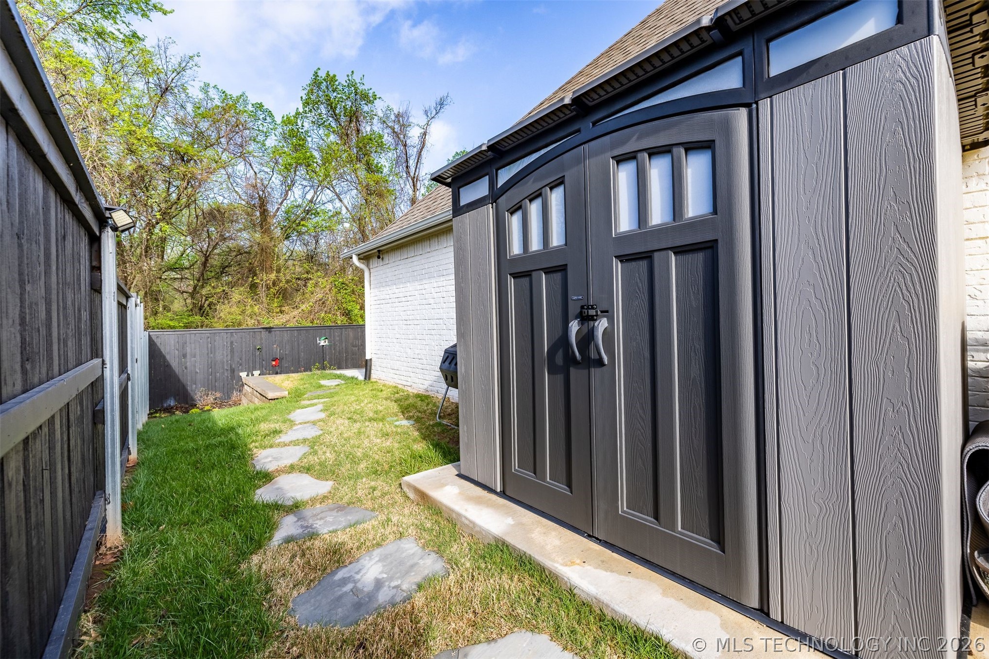 11940 S 68th East Avenue