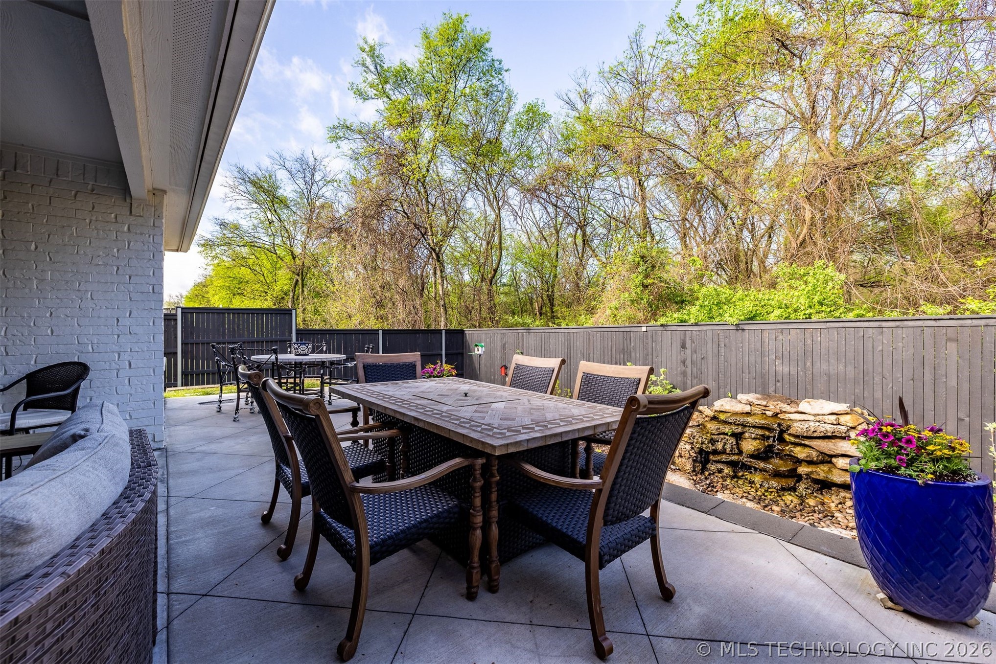 11940 S 68th East Avenue