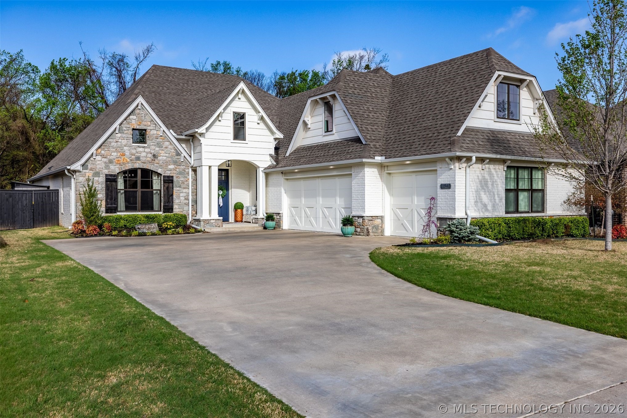 11940 S 68th East Avenue