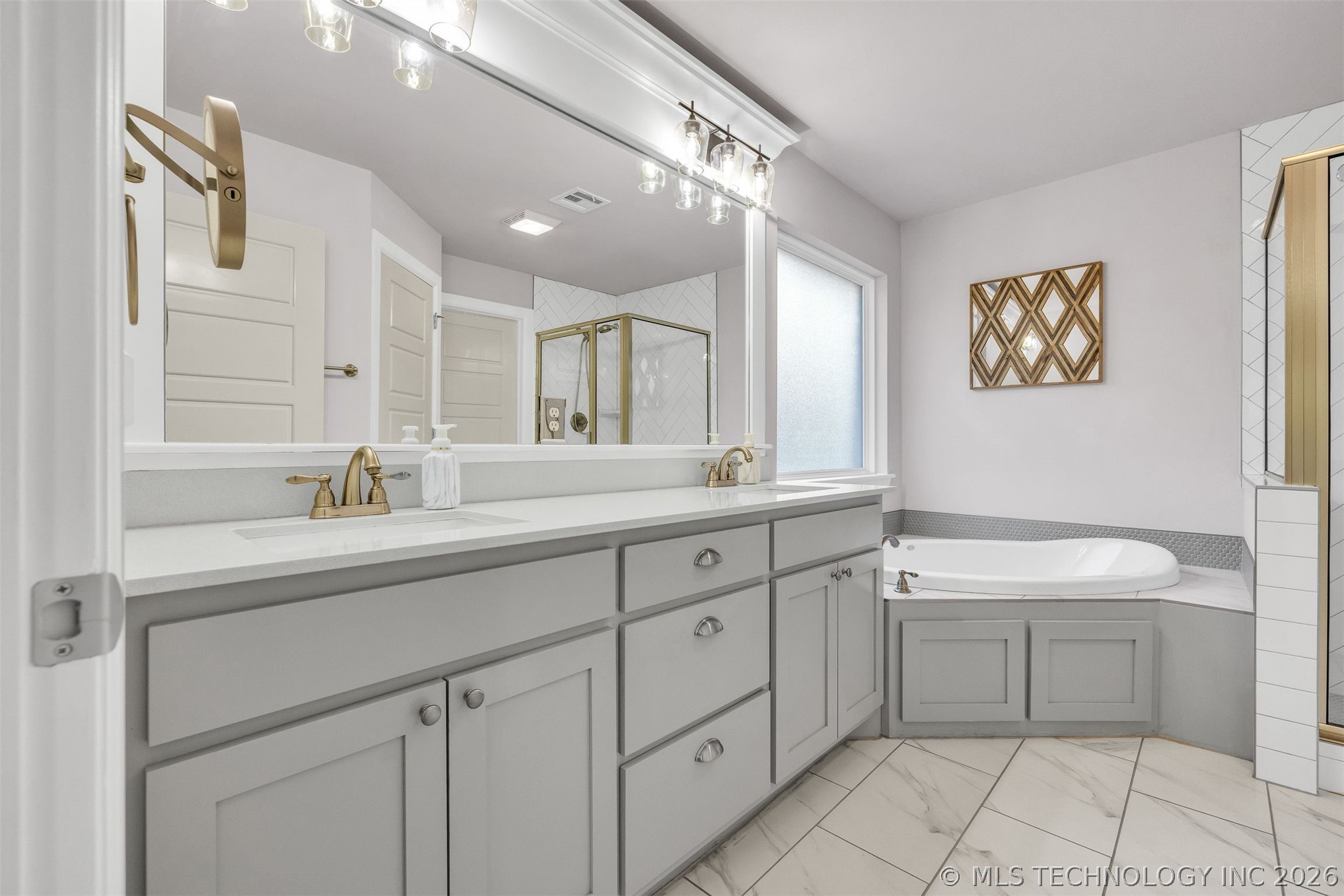 11940 S 68th East Avenue