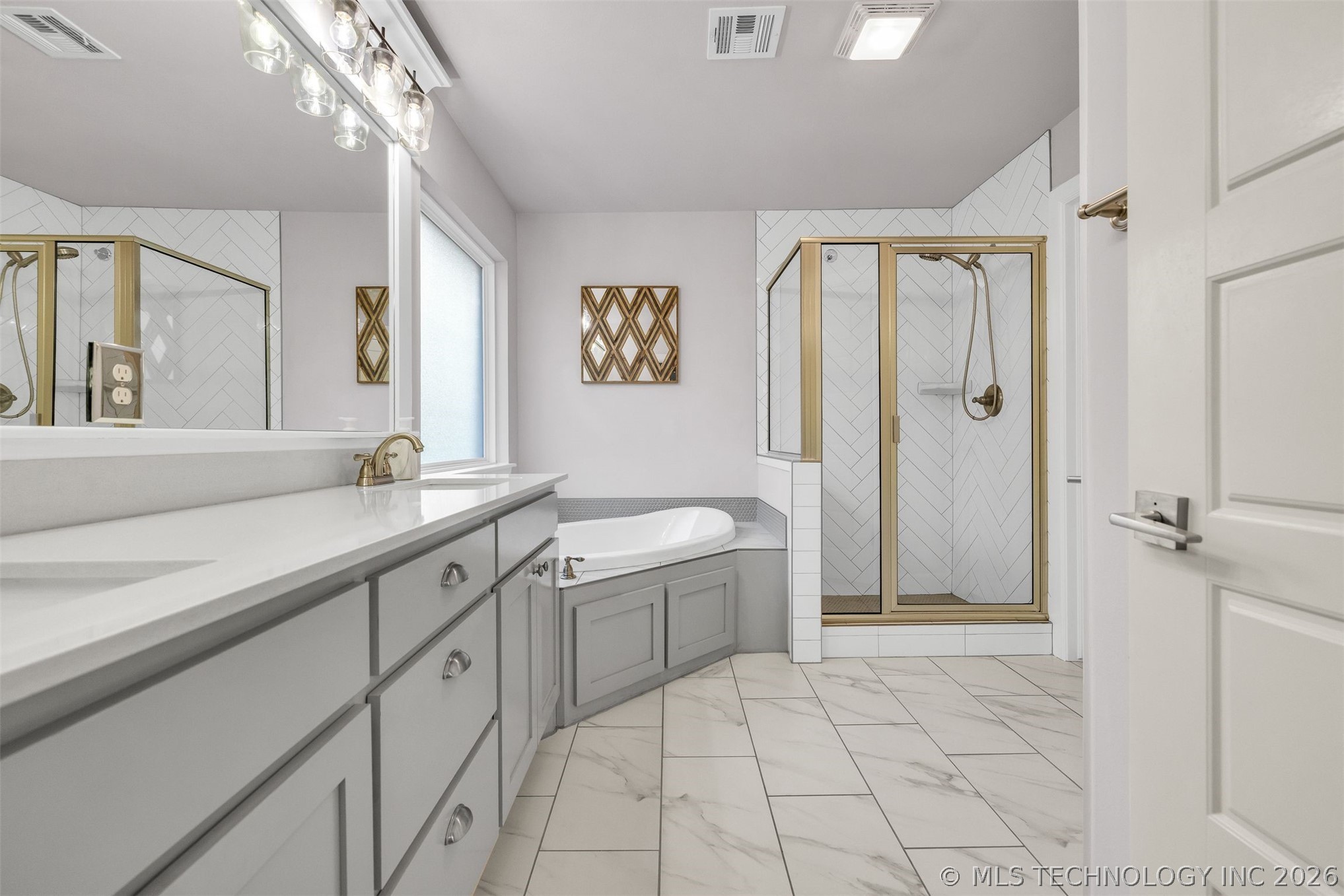 11940 S 68th East Avenue