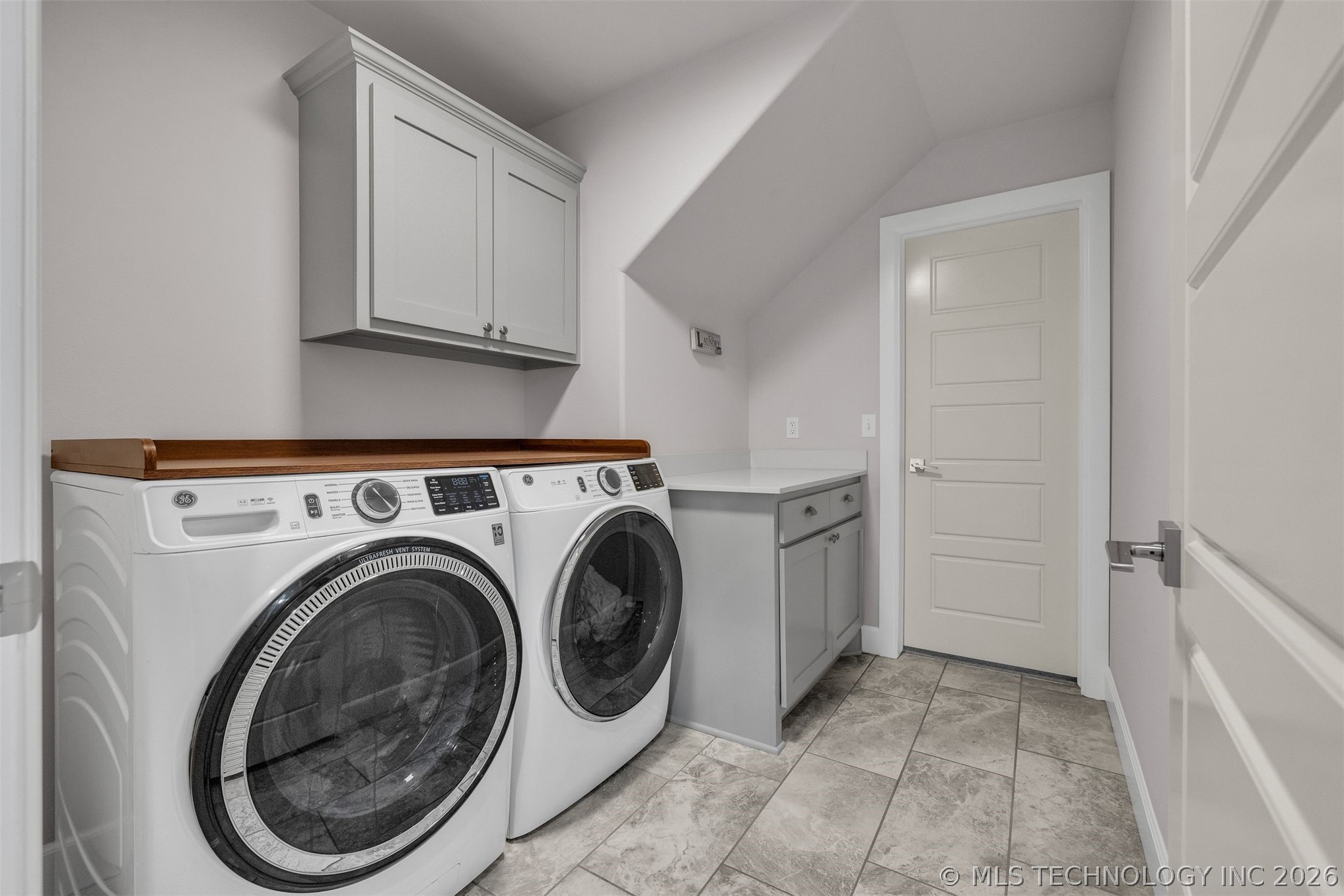 11940 S 68th East Avenue