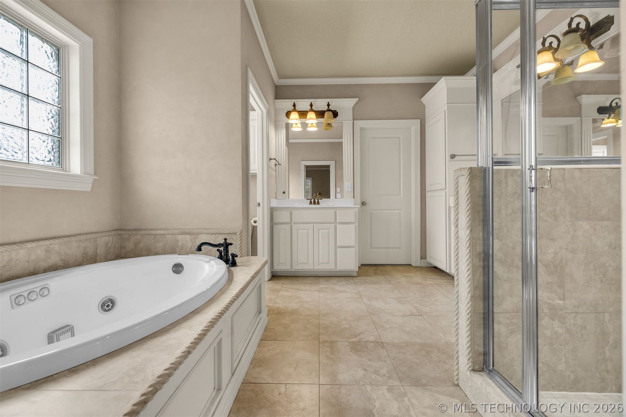 10229 S 86th East Avenue