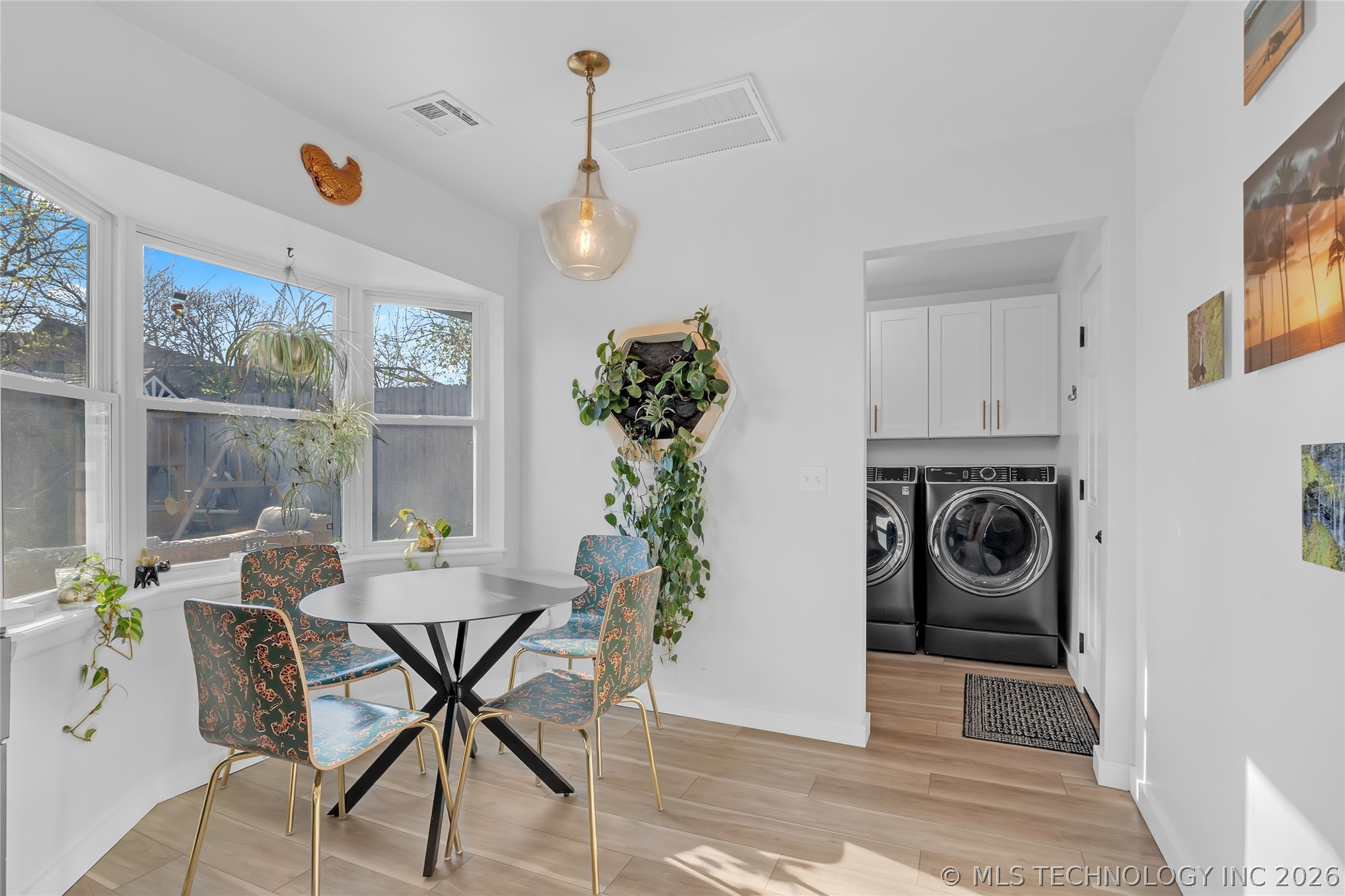 5035 S Irvington Place