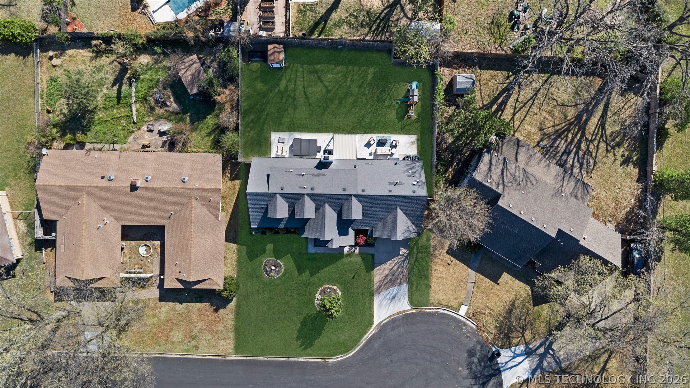 5035 S Irvington Place