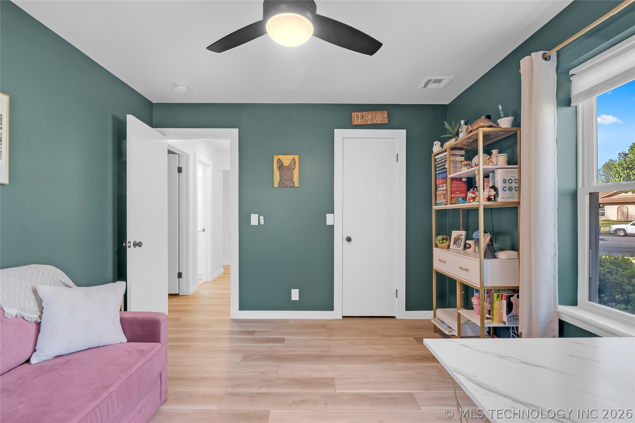 5035 S Irvington Place