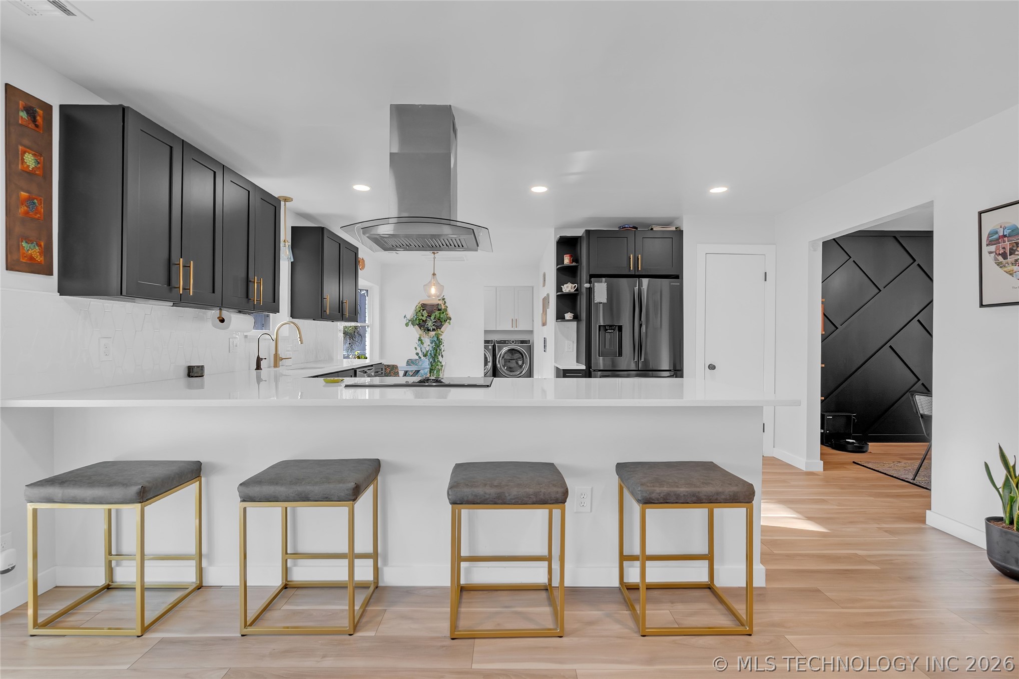 5035 S Irvington Place