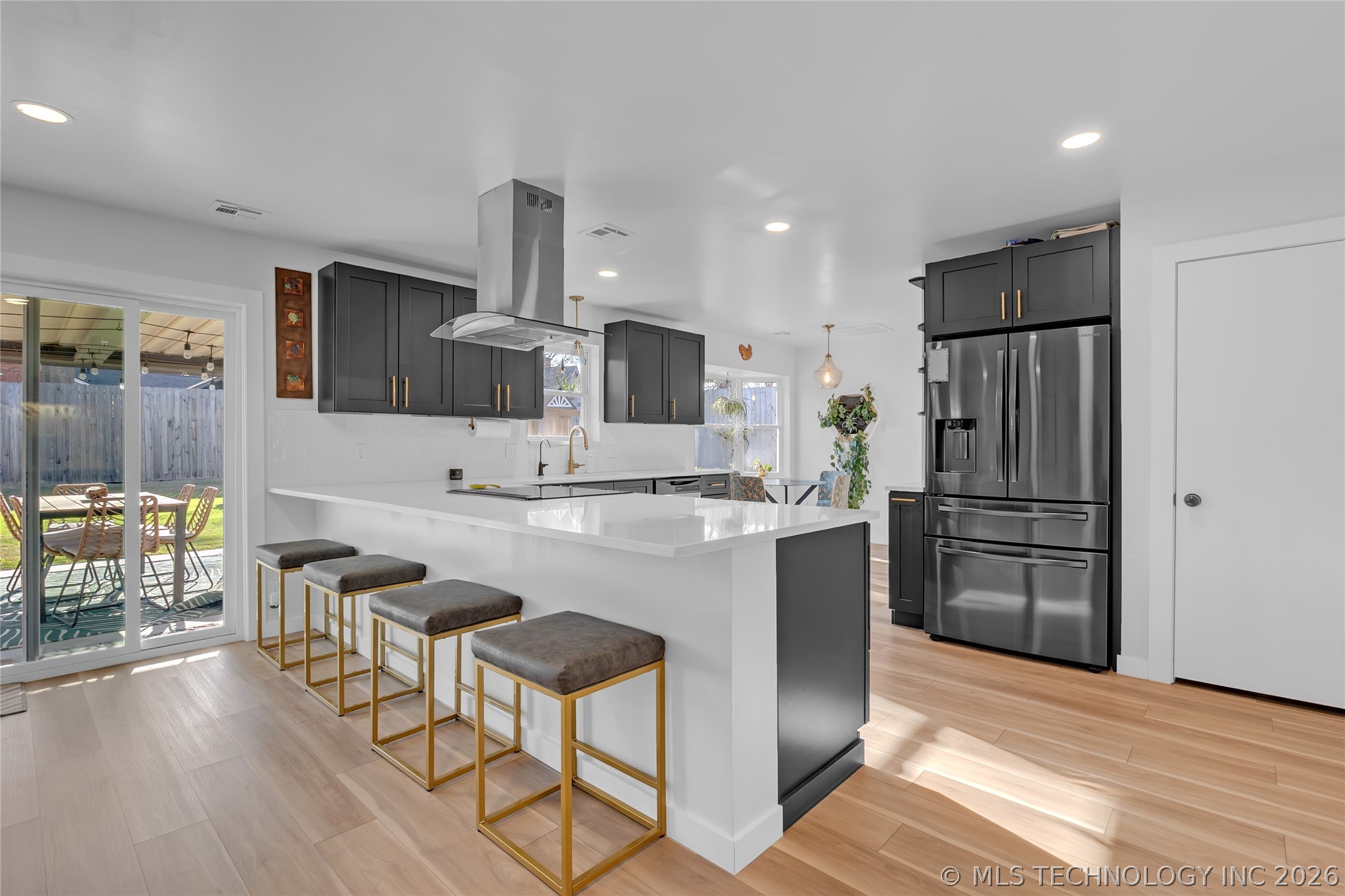 5035 S Irvington Place