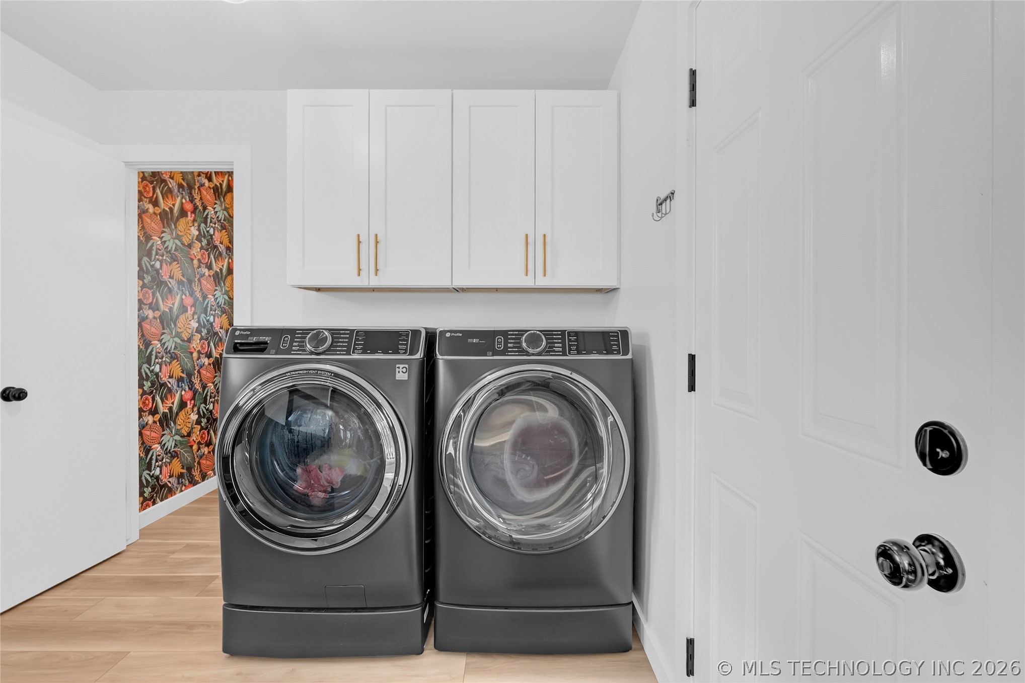 5035 S Irvington Place