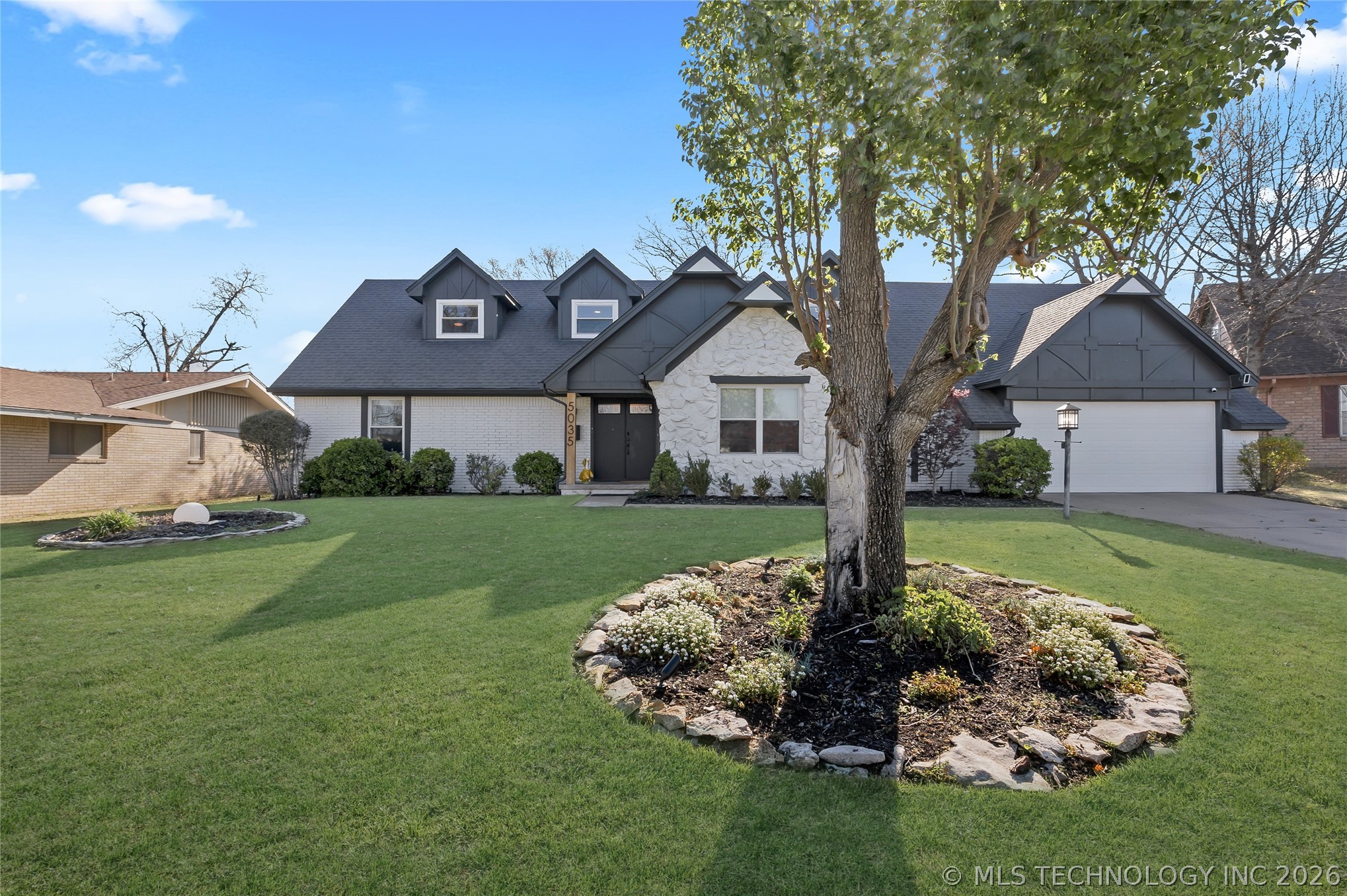 5035 S Irvington Place