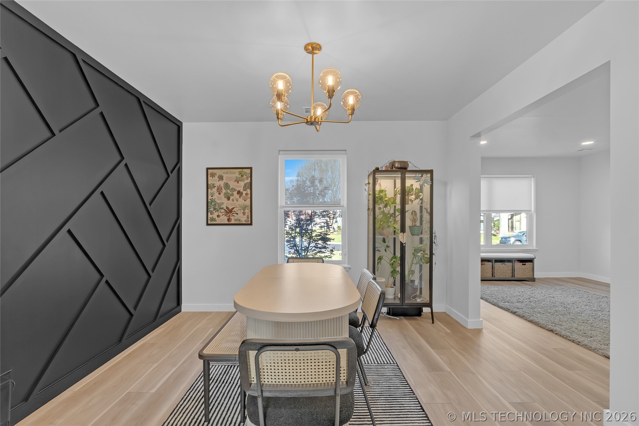 5035 S Irvington Place