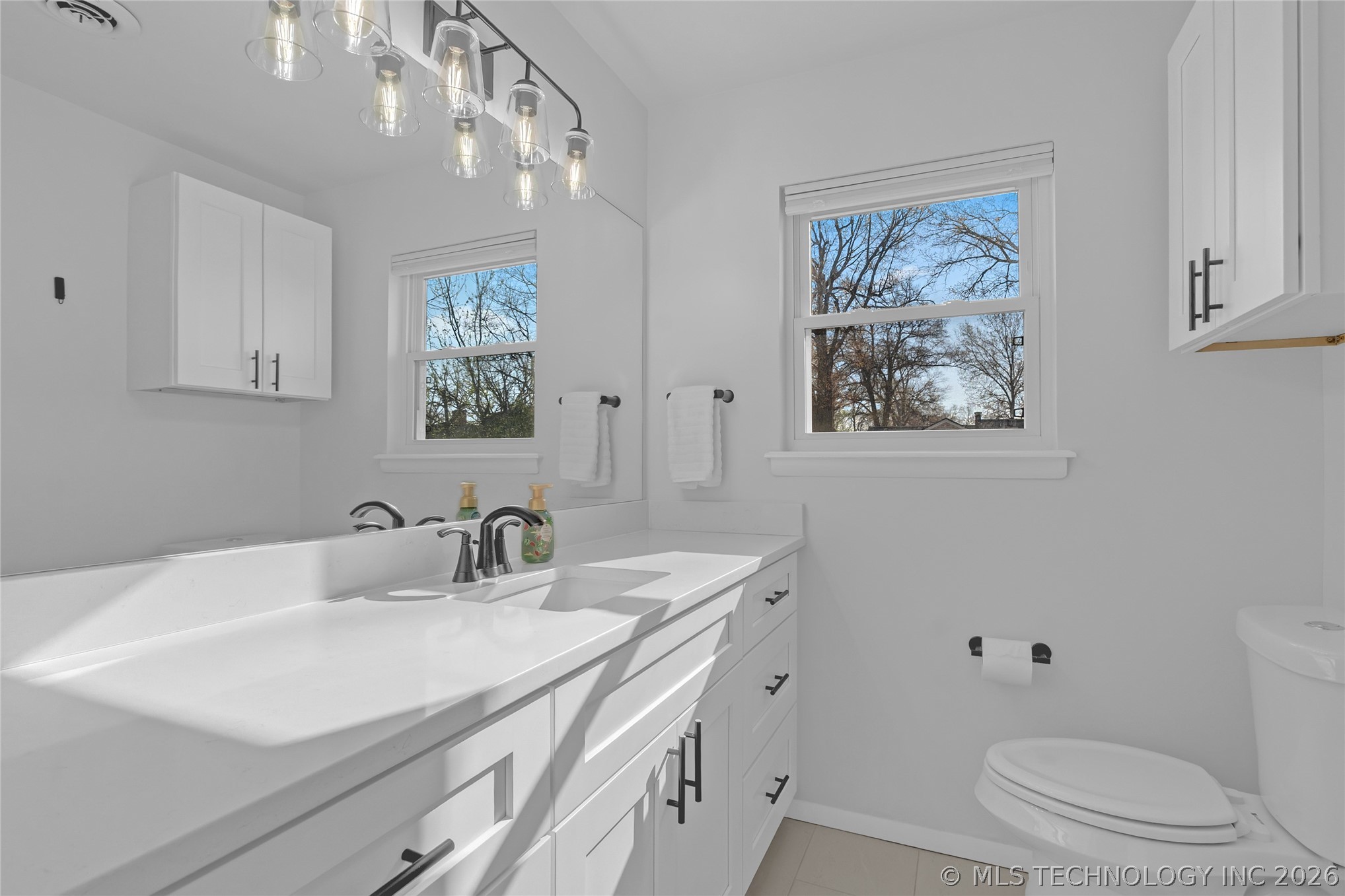 5035 S Irvington Place