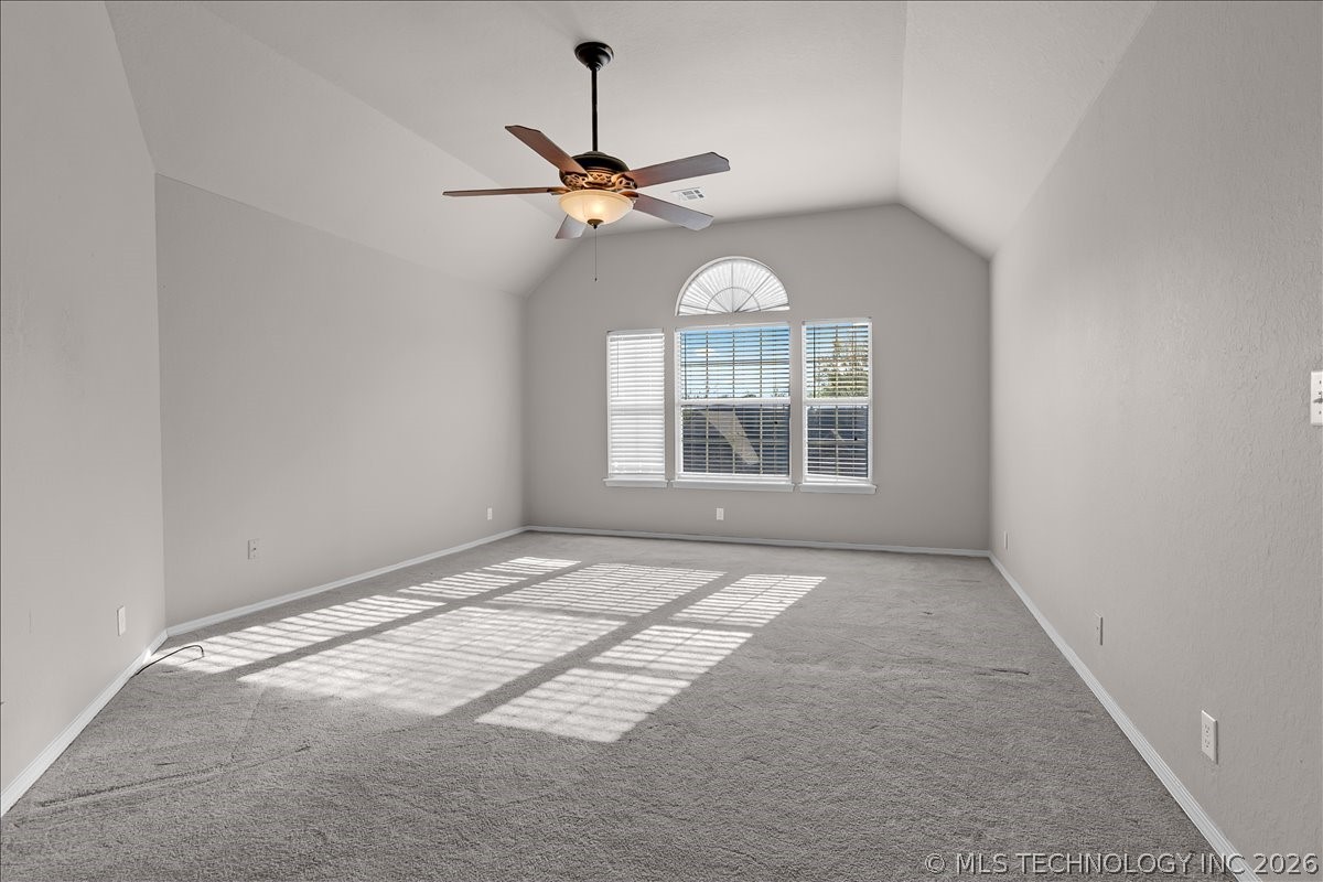 1312 N Willow Avenue